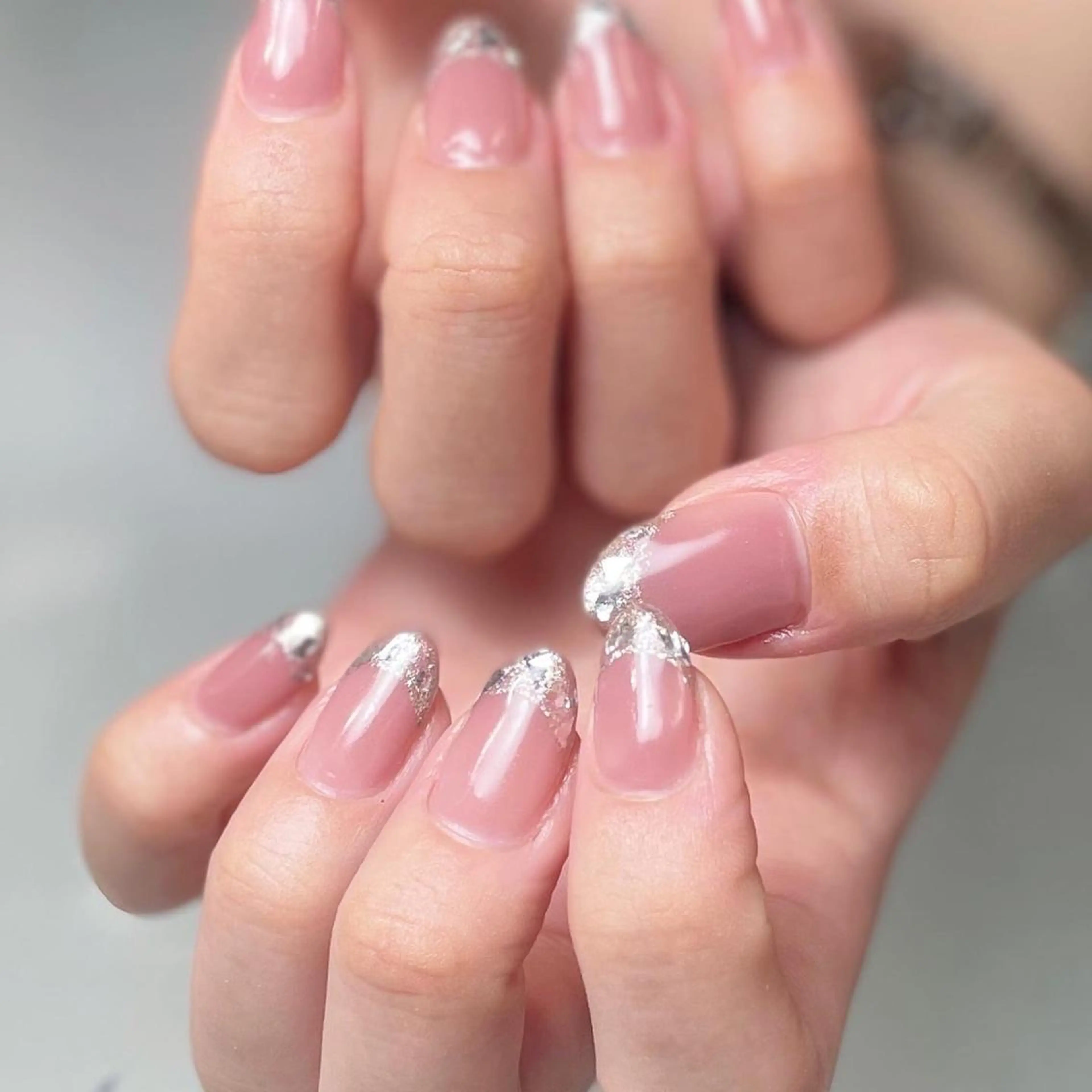 ネイル フレンチネイル ガラスフレンチ ハンドネイル M flore (エムフローレ)のネイルデザイン