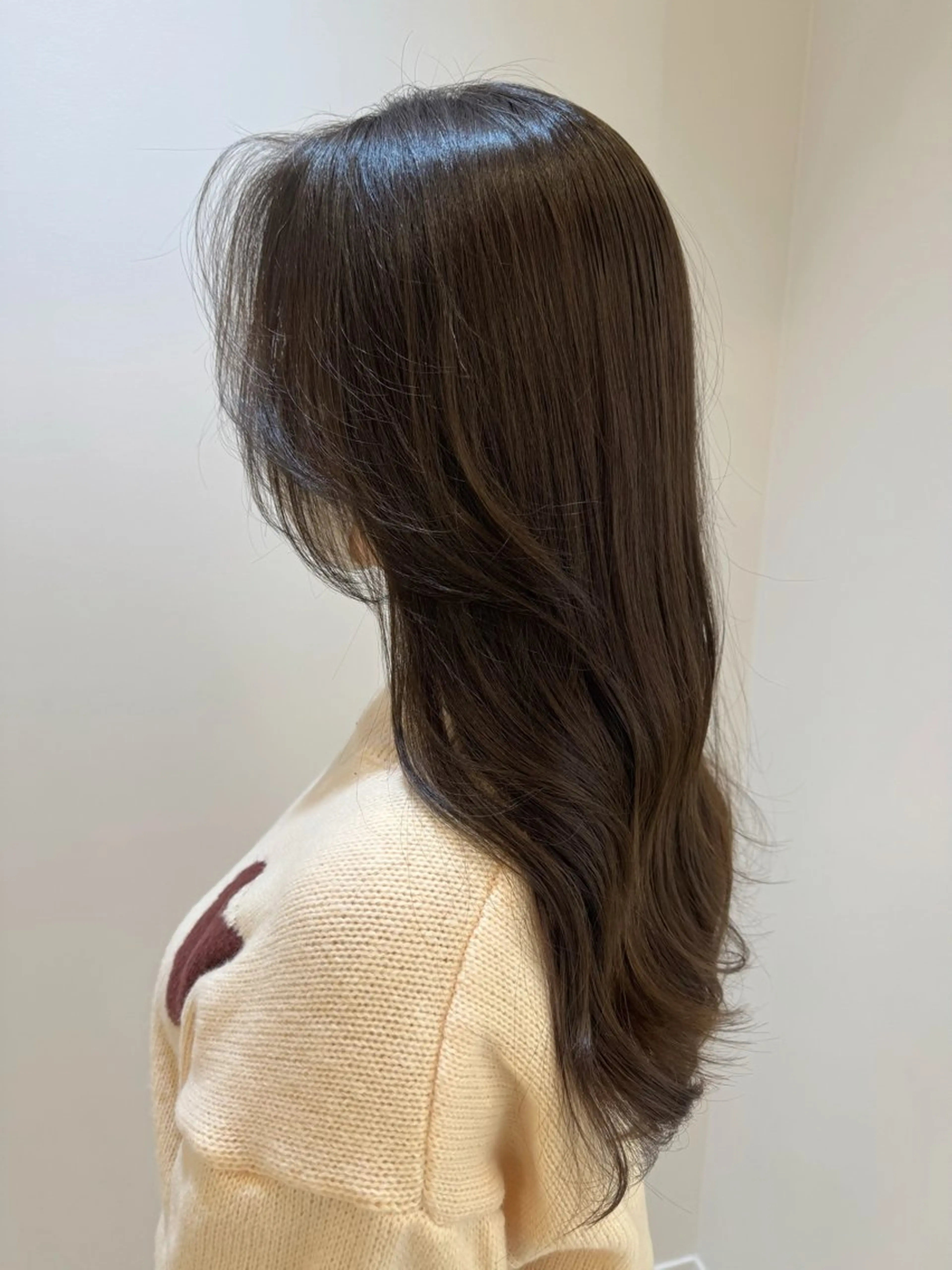 ロング カラー 韓国レイヤーカット/ くすみカラー/モモのヘアスタイル