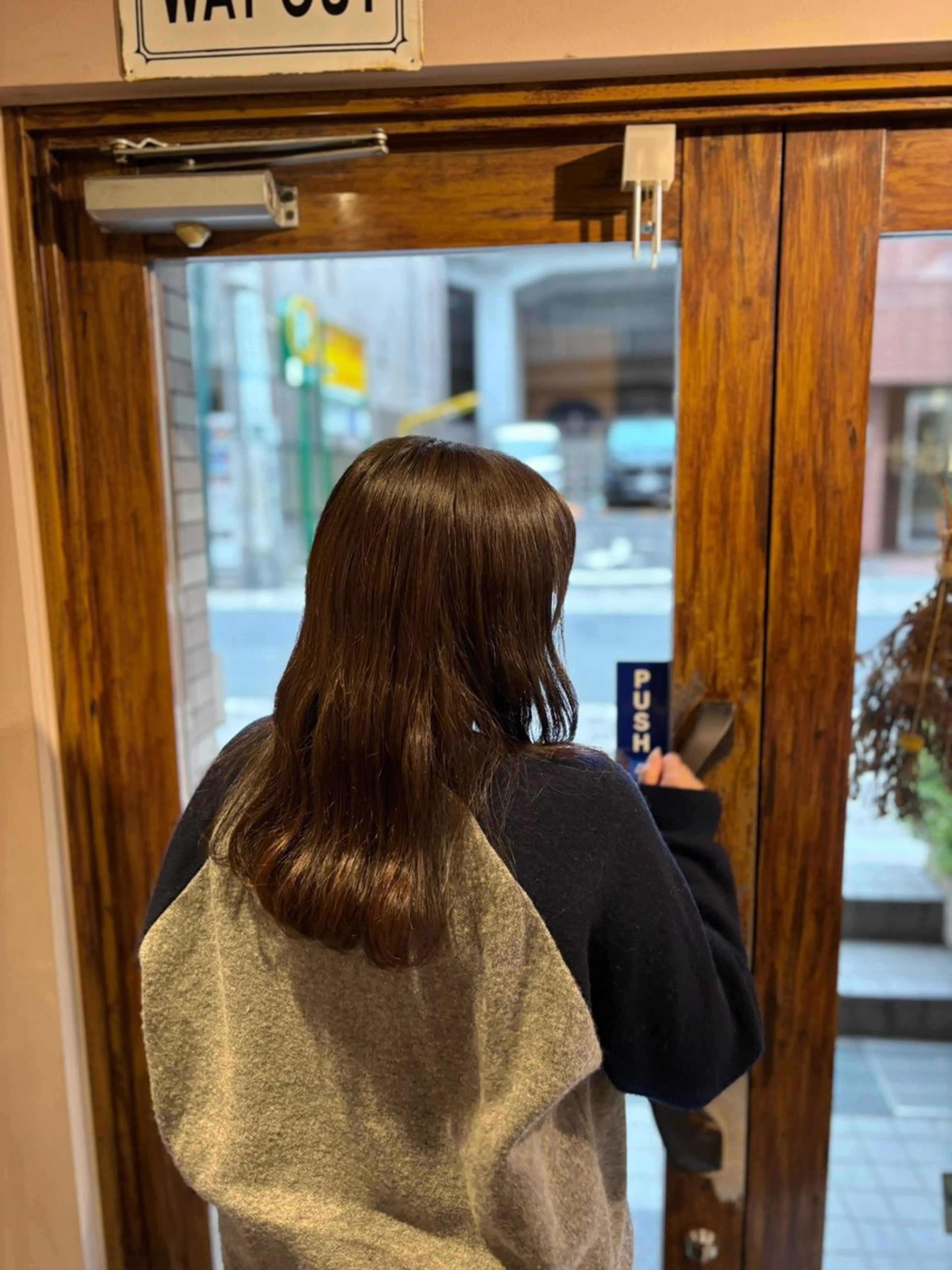 カラー 韓国×儚さ /角田リサのヘアスタイル