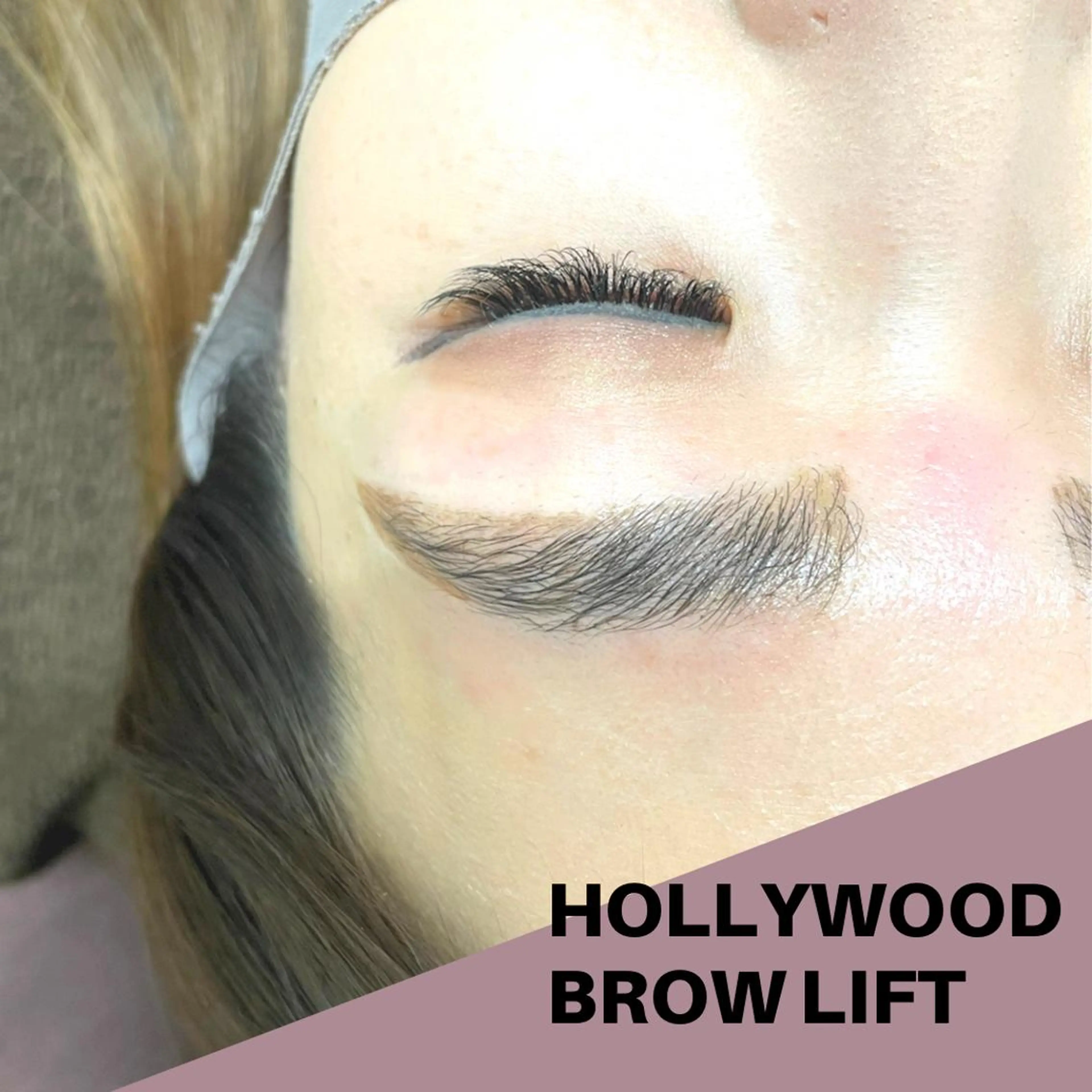 アイブロウ ハリウッドブロウリフト 眉毛ワックス脱毛 free nail ❤︎徳田のマツエク・マツパデザイン