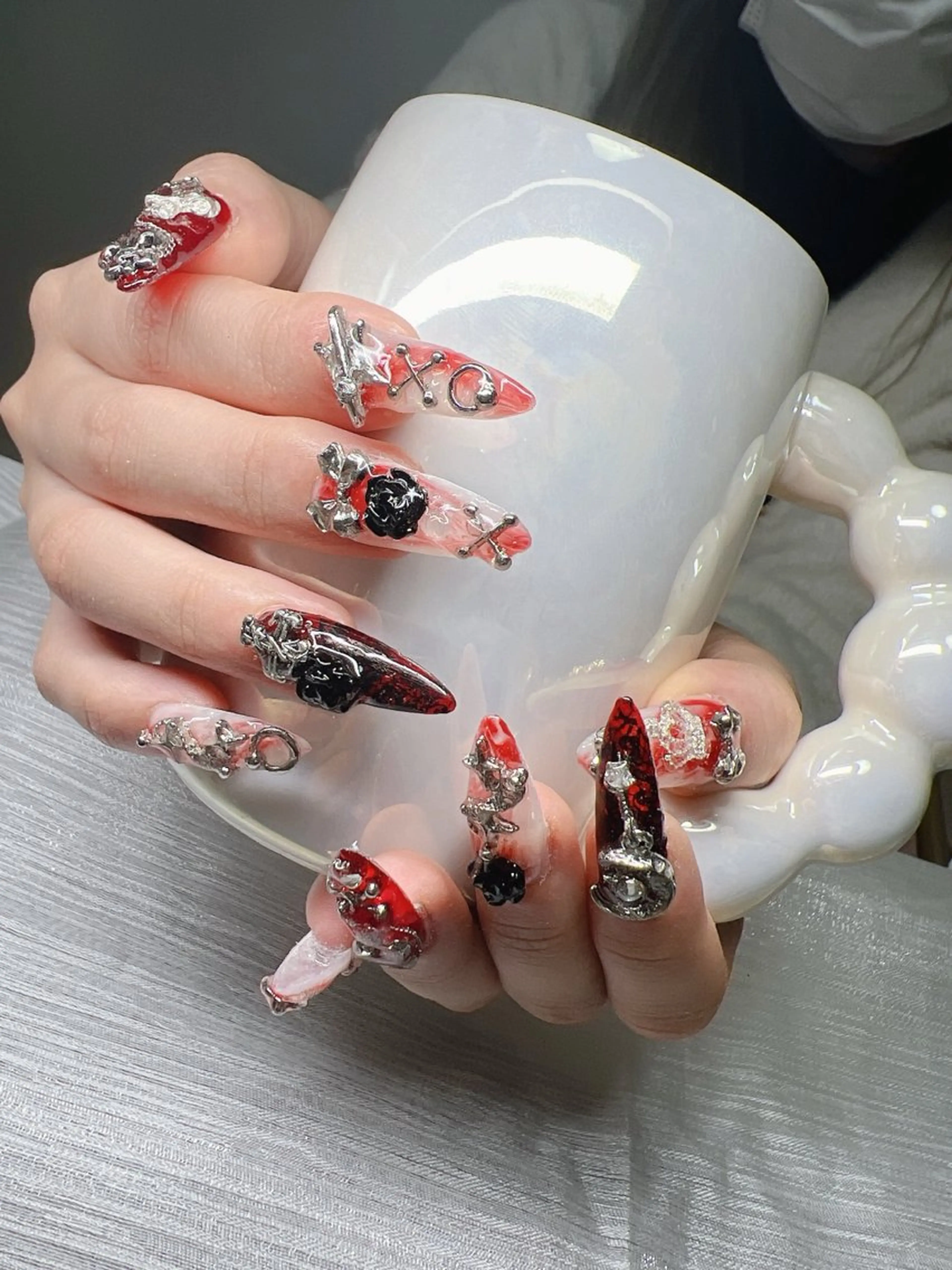 ネイル オーロラネイル チークネイル 長さ出し フットネイル フレンチネイル ハンドネイル Lee Nailsのネイルデザイン