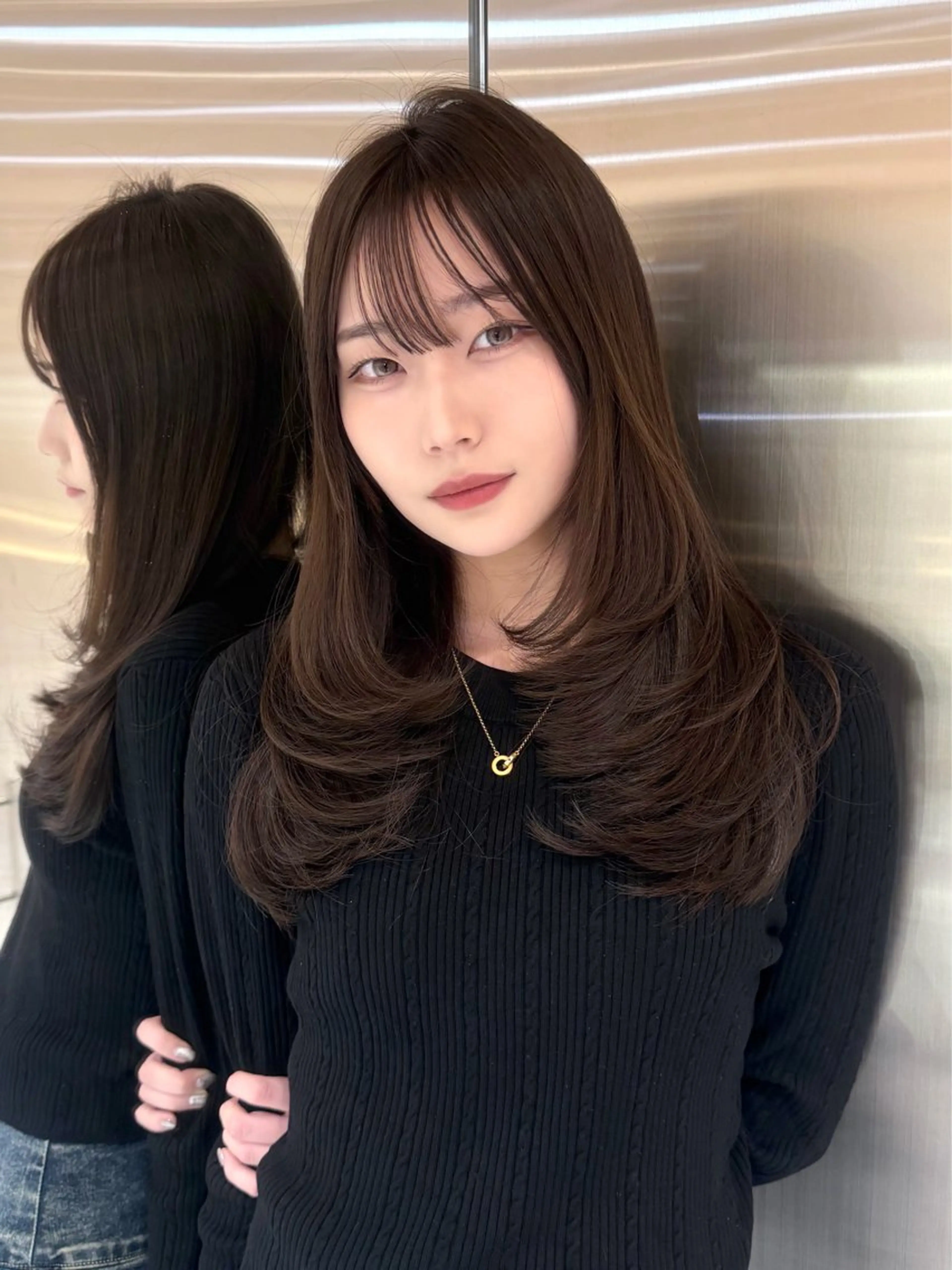 ミディアム カラー ミディアムレイヤー ブラウンカラー レイヤーカット 小顔カット カット ヘアカラー Loom by Sea 新宿所属・Kaede/ブリーチ なし/レイヤー🤍のヘアスタイル