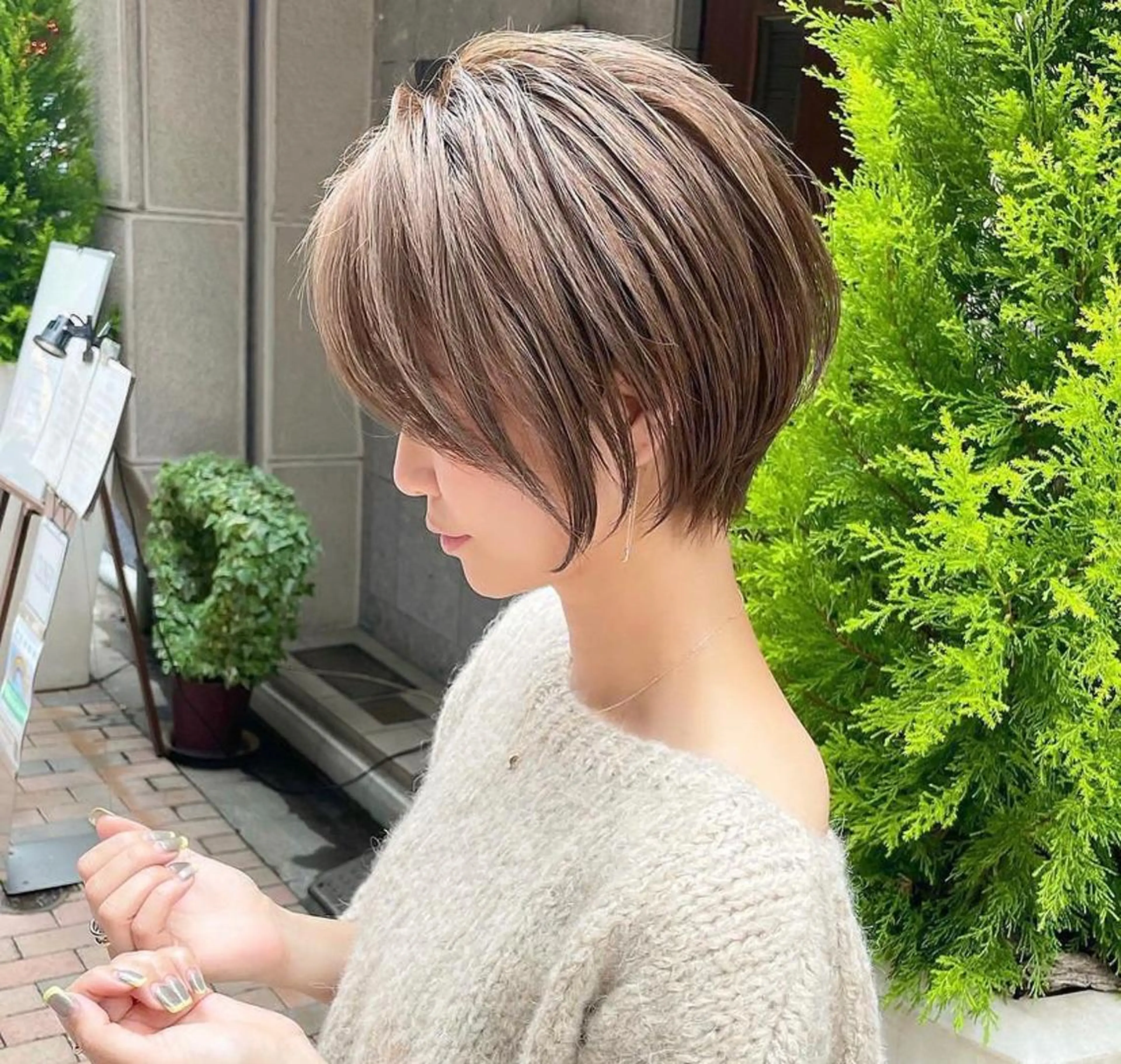 ショート おのだ あやなのヘアスタイル