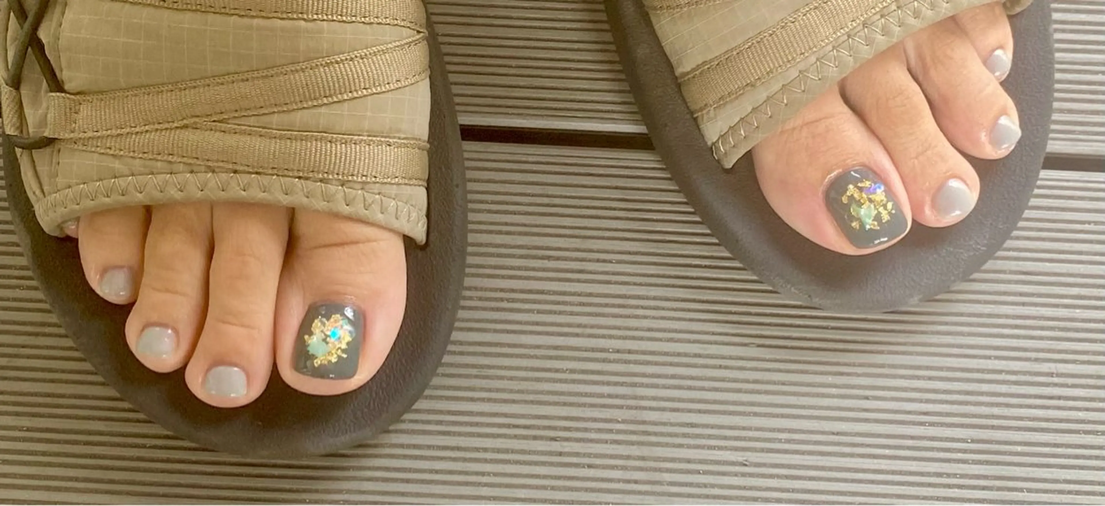 ネイル フットネイル シンプルネイル Nail Salon Three所属・Three いわなべのネイルデザイン