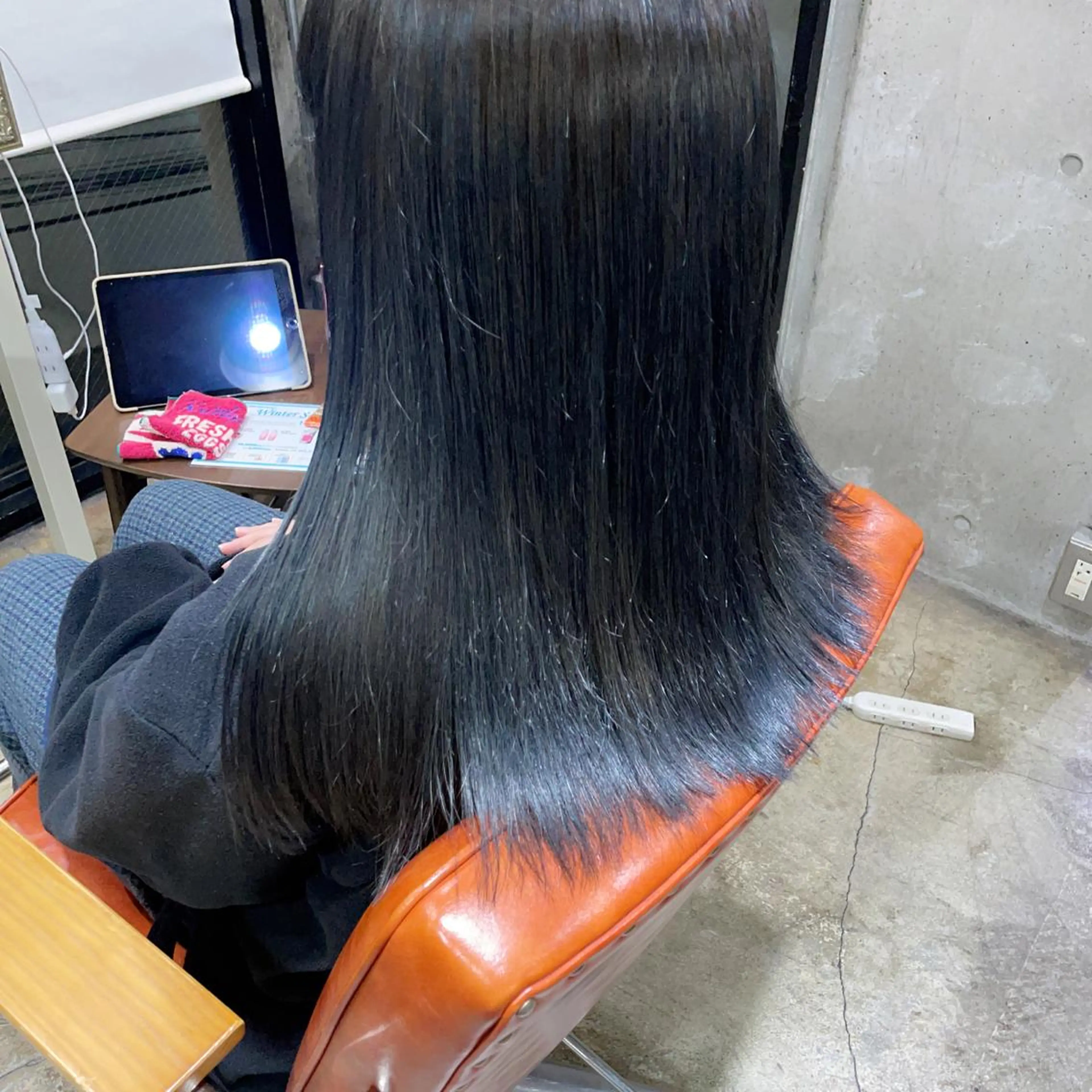 ミディアム カラー ブルーカラー ブルーグレー ヘアカラー 🕊miki モテ髪🫧のヘアスタイル