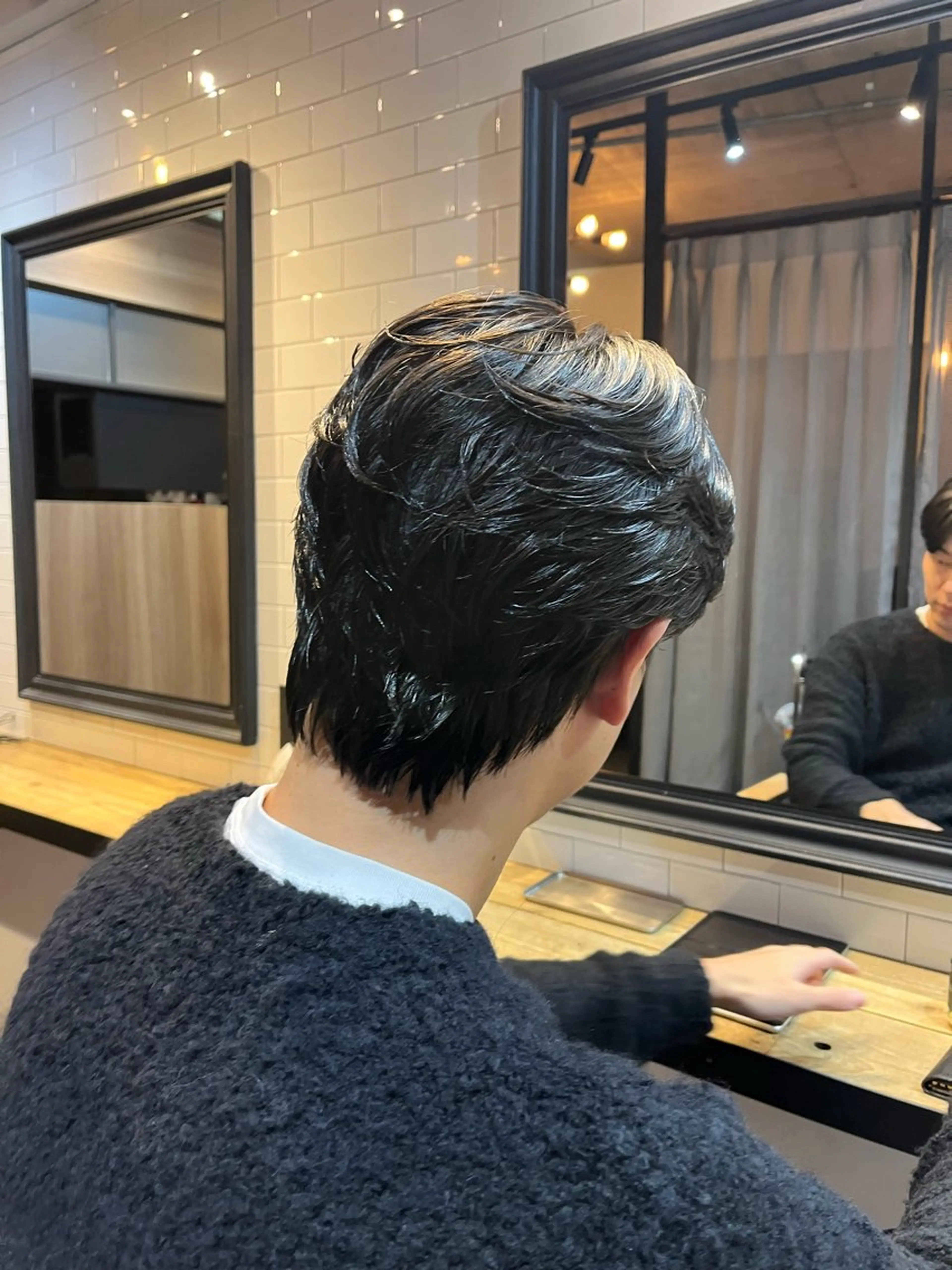 ショート パーマ sourceliebe所属・韓国風前髪顔周り バーバーakaneのヘアスタイル