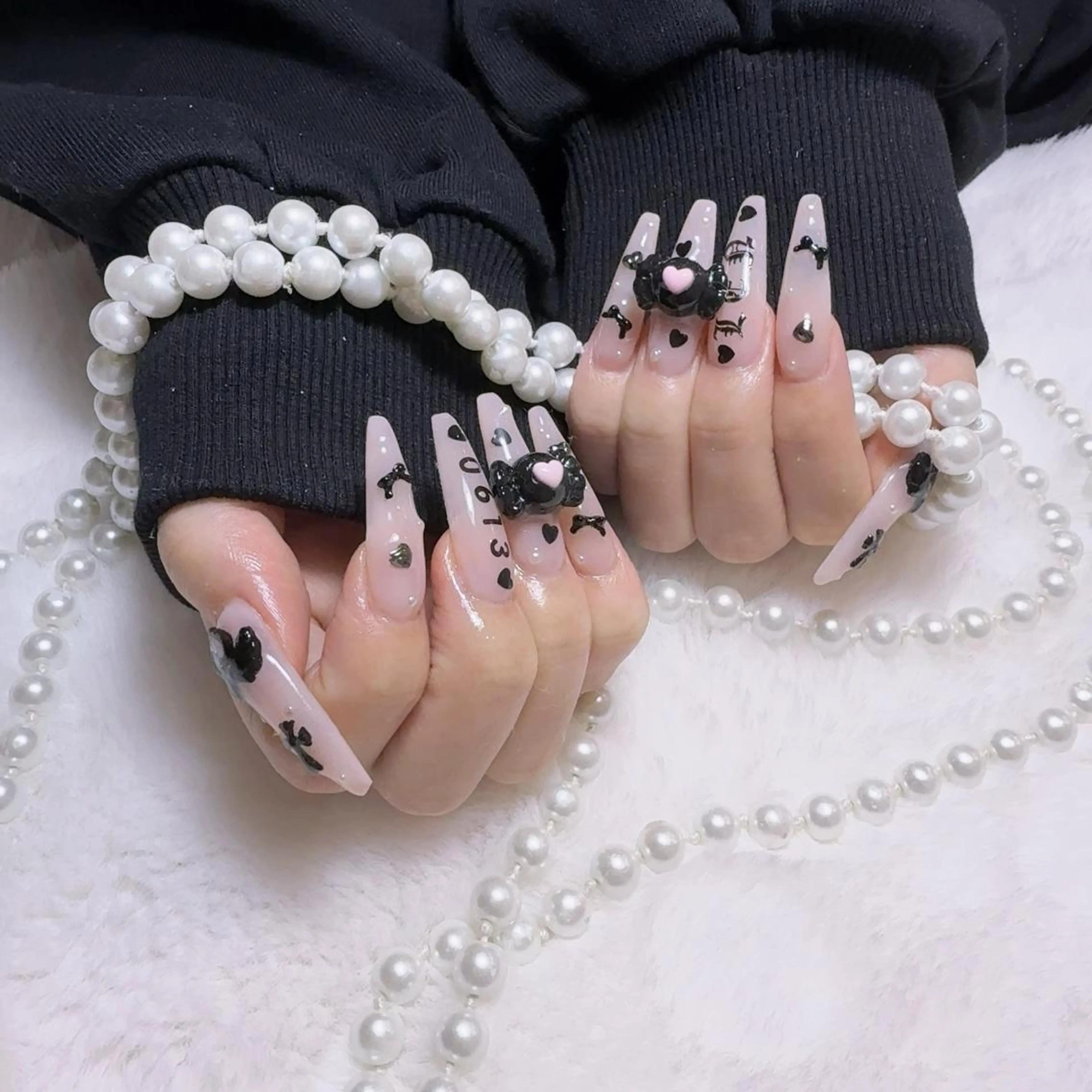 ネイル アートネイル フラッシュネイル フレンチネイル ジェルネイル ガラスフレンチ M2 BEAUTY ネイル　サロンのネイルデザイン