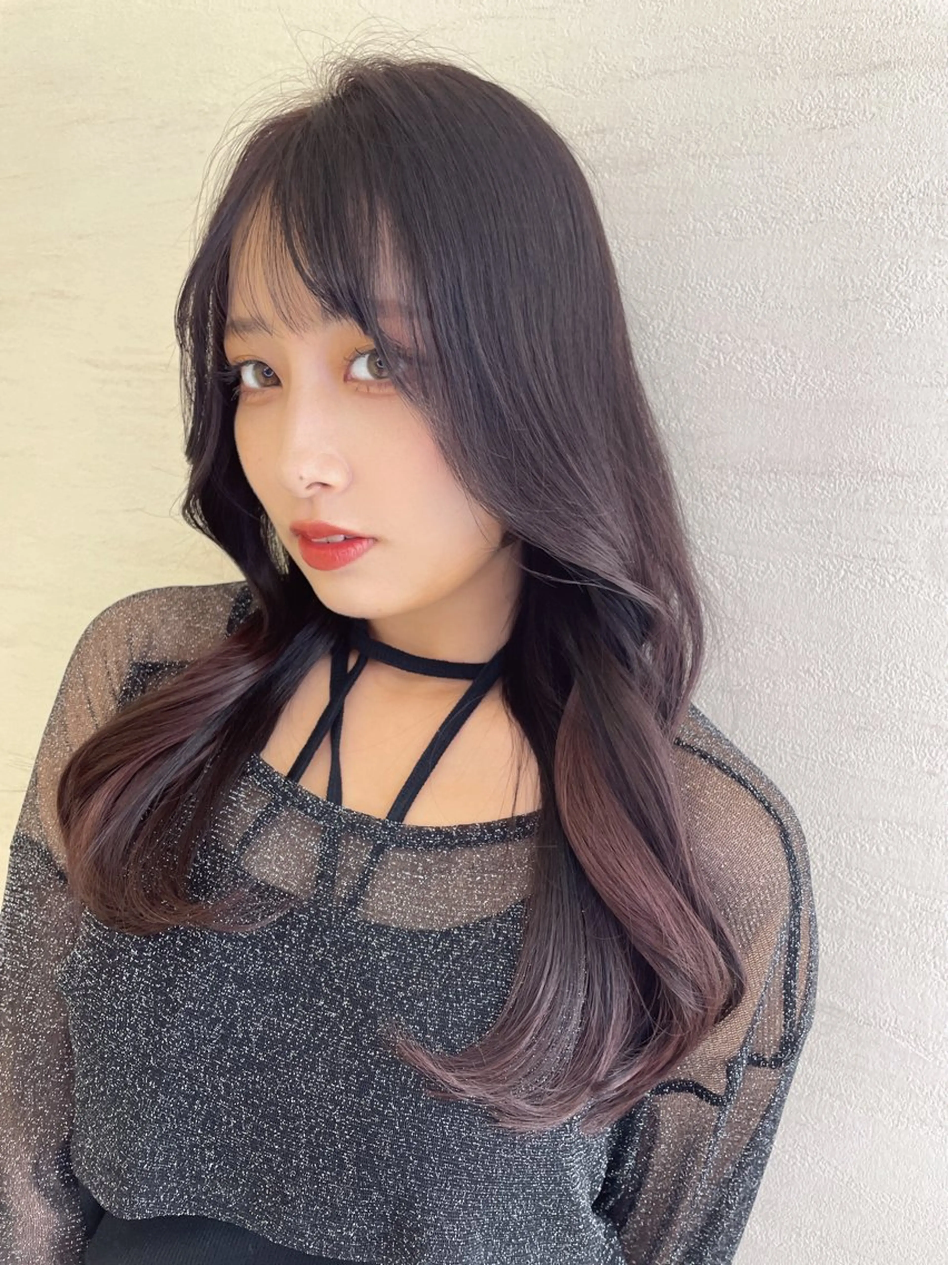 ロング カラー ベージュカラー ブリーチ ダブルカラー グレージュ ミルクティーベージュ 個室サロンLOUIMADNA栄店所属・髪質改善美容師 個室サロン白金厚哉のヘアスタイル