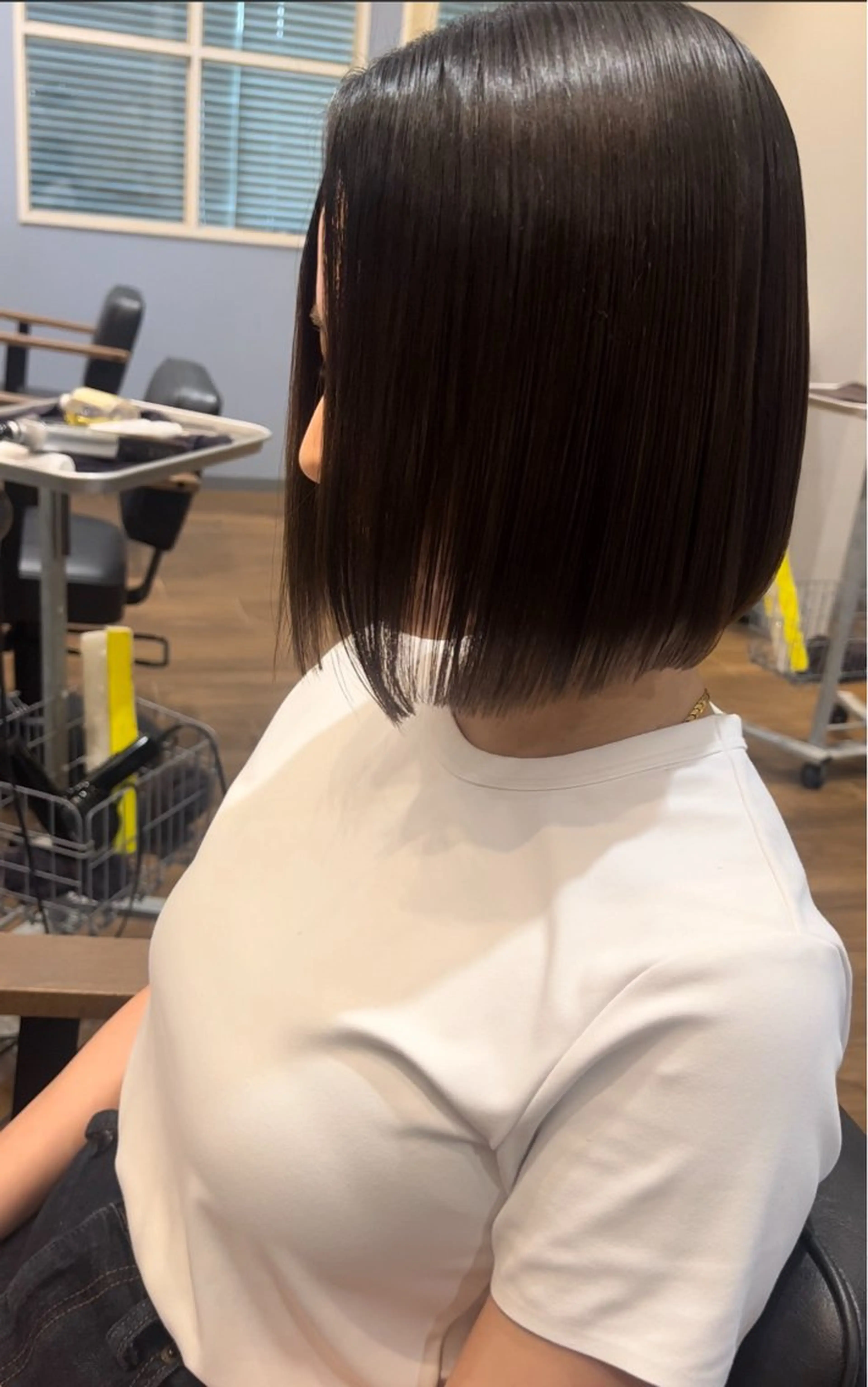 ショート ボブ くせ毛 髪質改善 トリートメント 縮毛矯正 ヘアメイクアース泡瀬店所属・徳森 翔磨のヘアスタイル