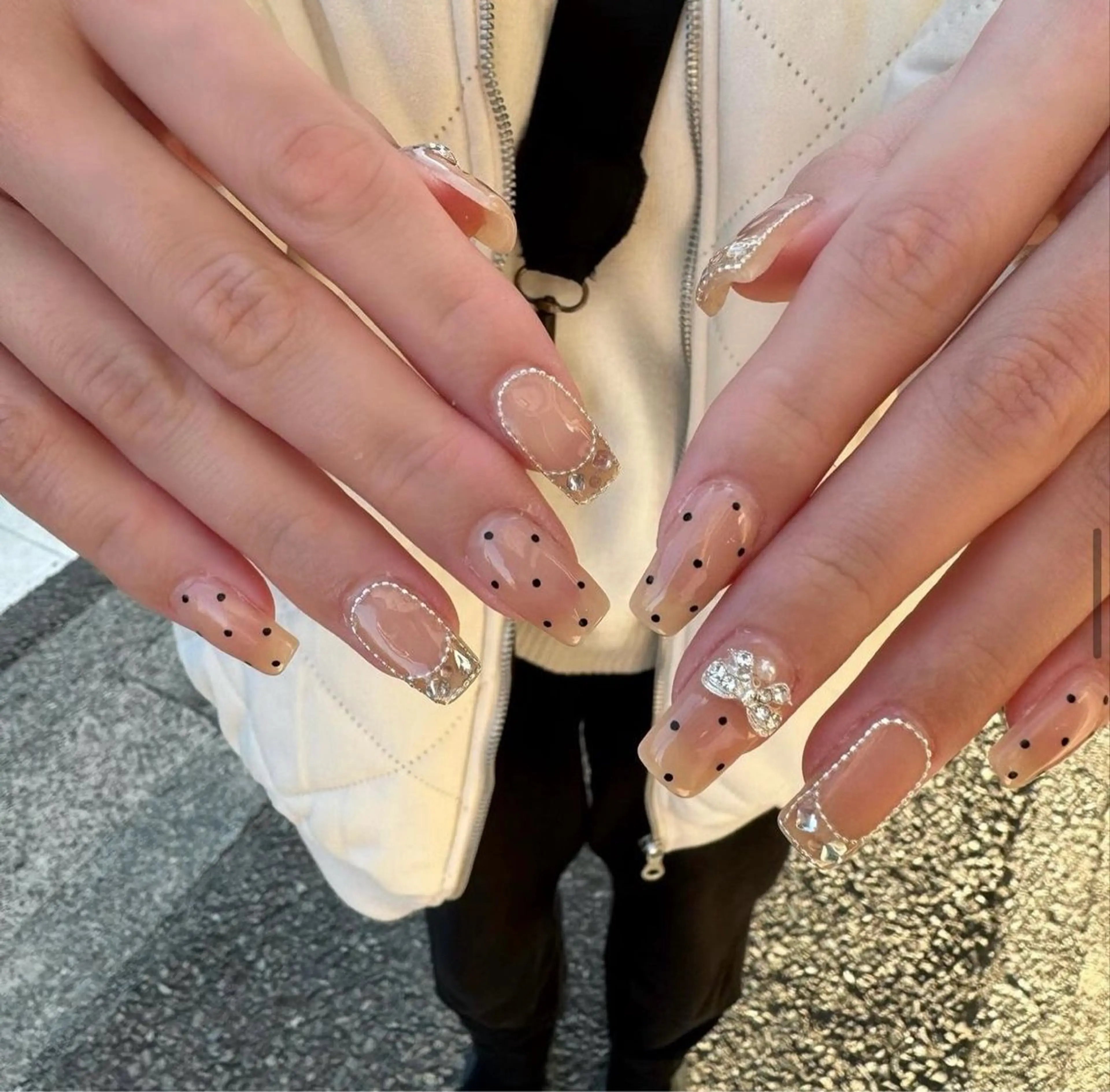 ネイル LAVISH nanamiのネイルデザイン