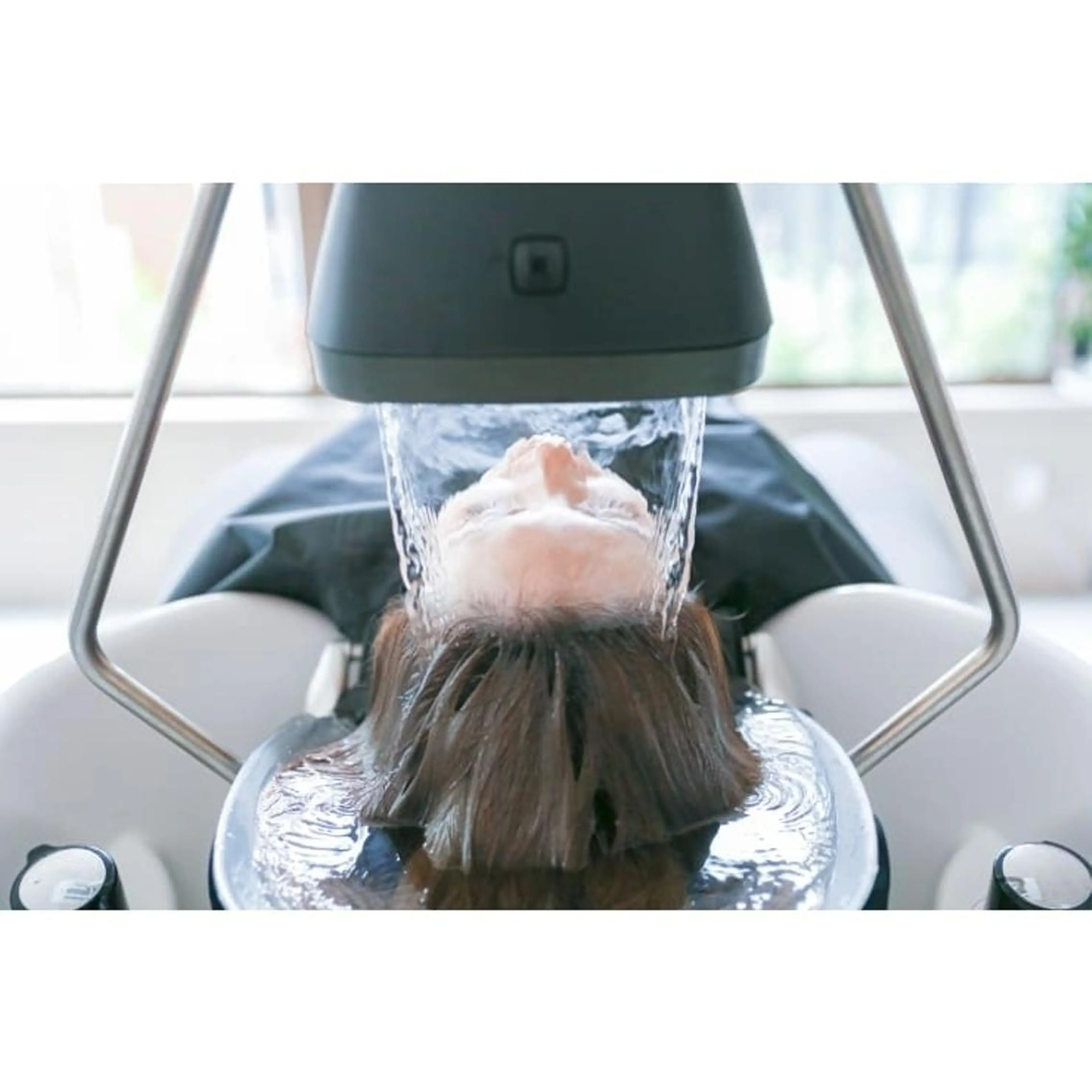 カット＋頭浸浴の写真