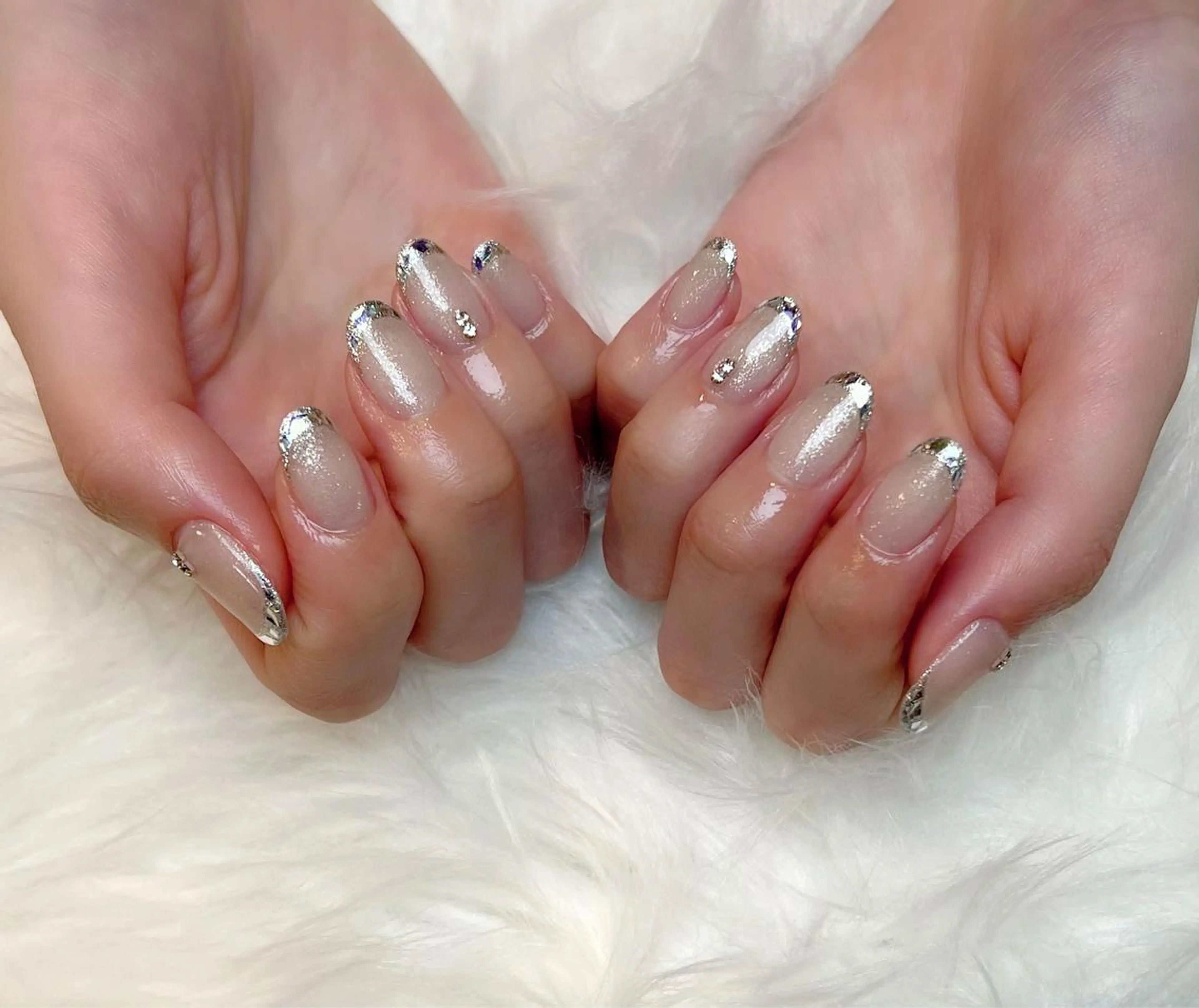 ネイル ストーンネイル Lino+ ネイル&よもぎ蒸しのネイルデザイン