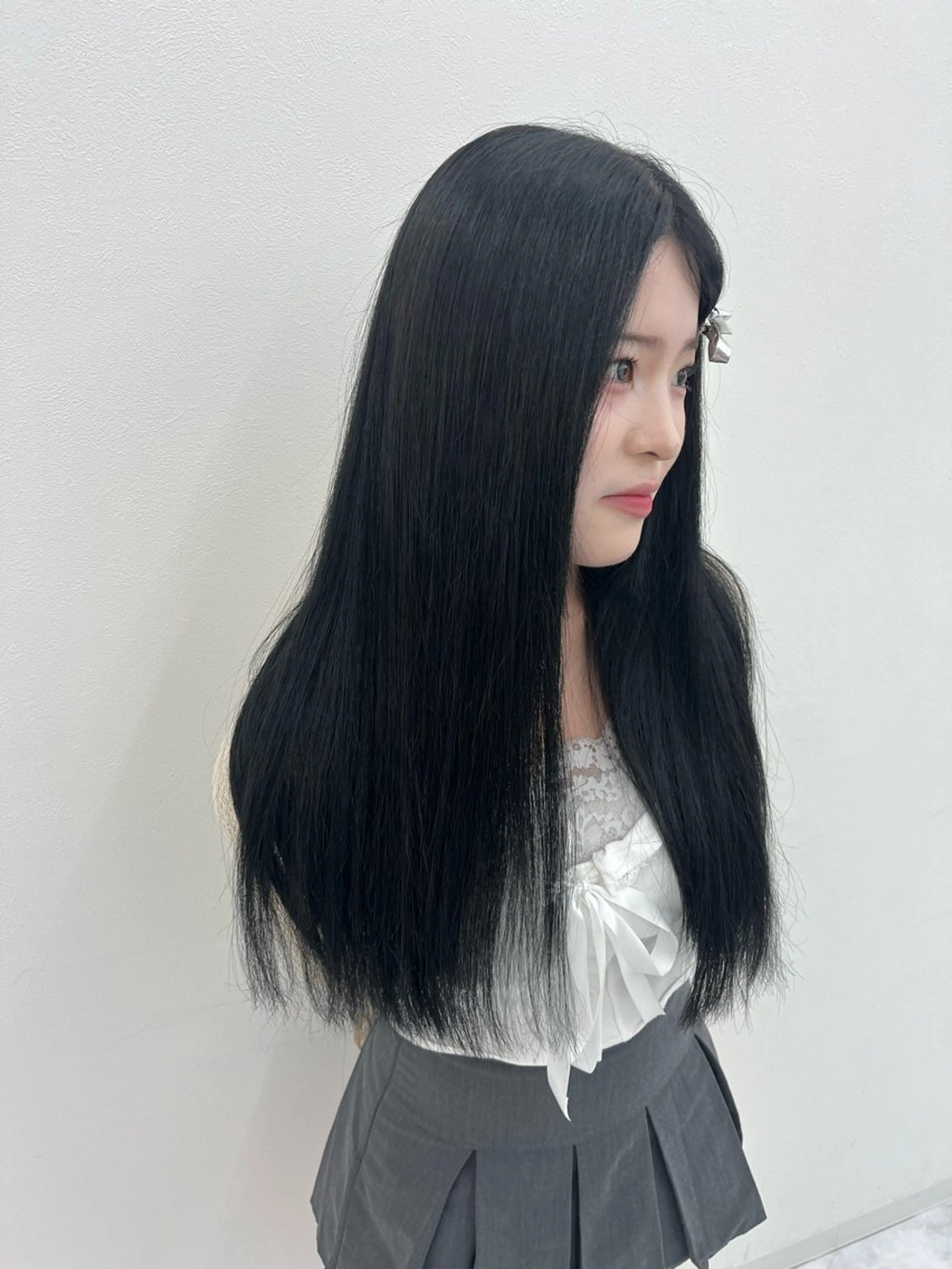 カラー 黒髪 透明感カラー ユイ☆ハイトーン ☆ブリーチデザインのヘアスタイル