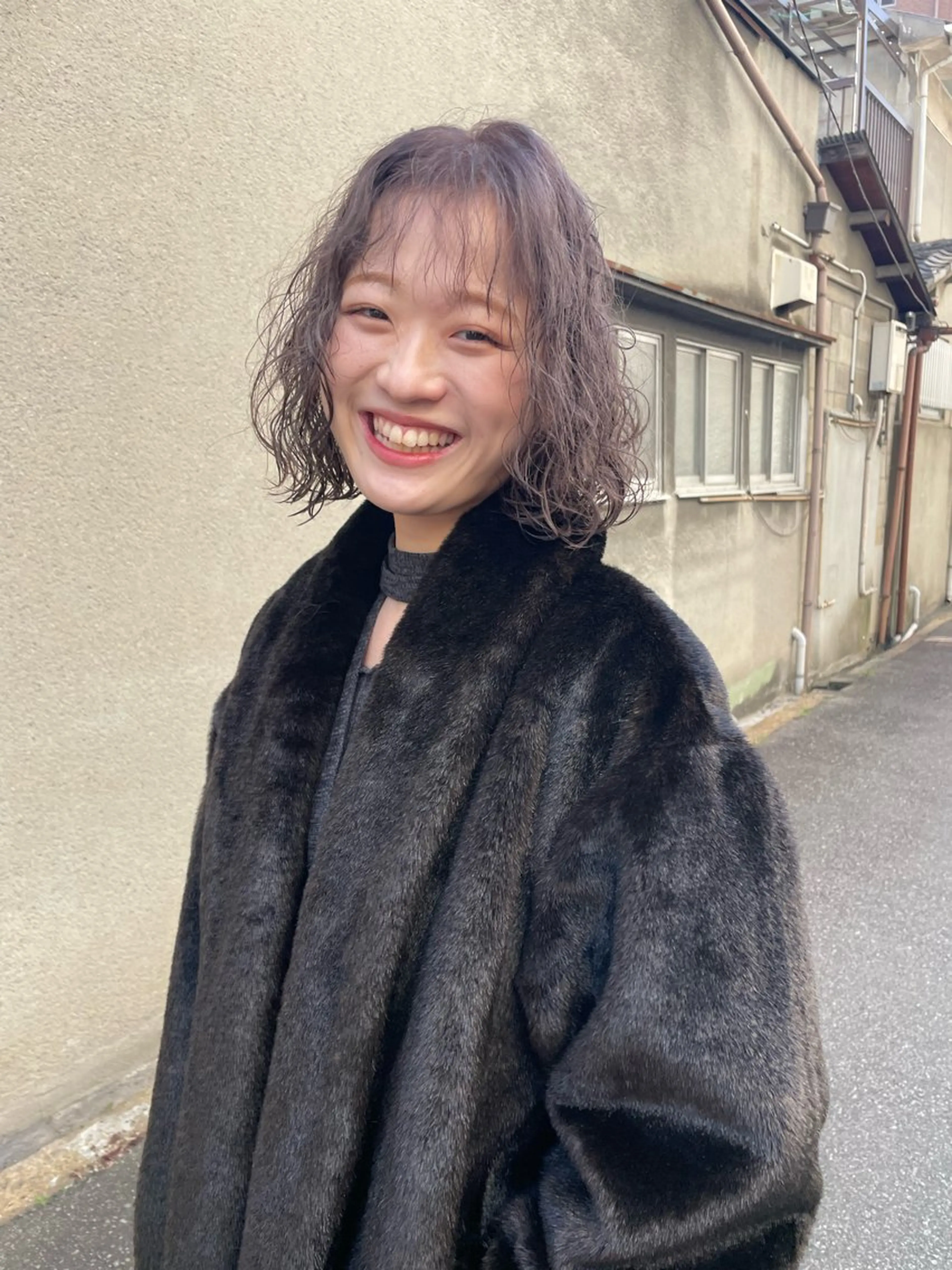 ミディアム カラー パーマ ヘアアレンジ メンズ グレージュ ラベンダーカラー ラベンダーグレージュ ラベンダーグレー カット ヘアカラー トリートメント tatsumi/ボブ ウルフ/レイヤーのヘアスタイル