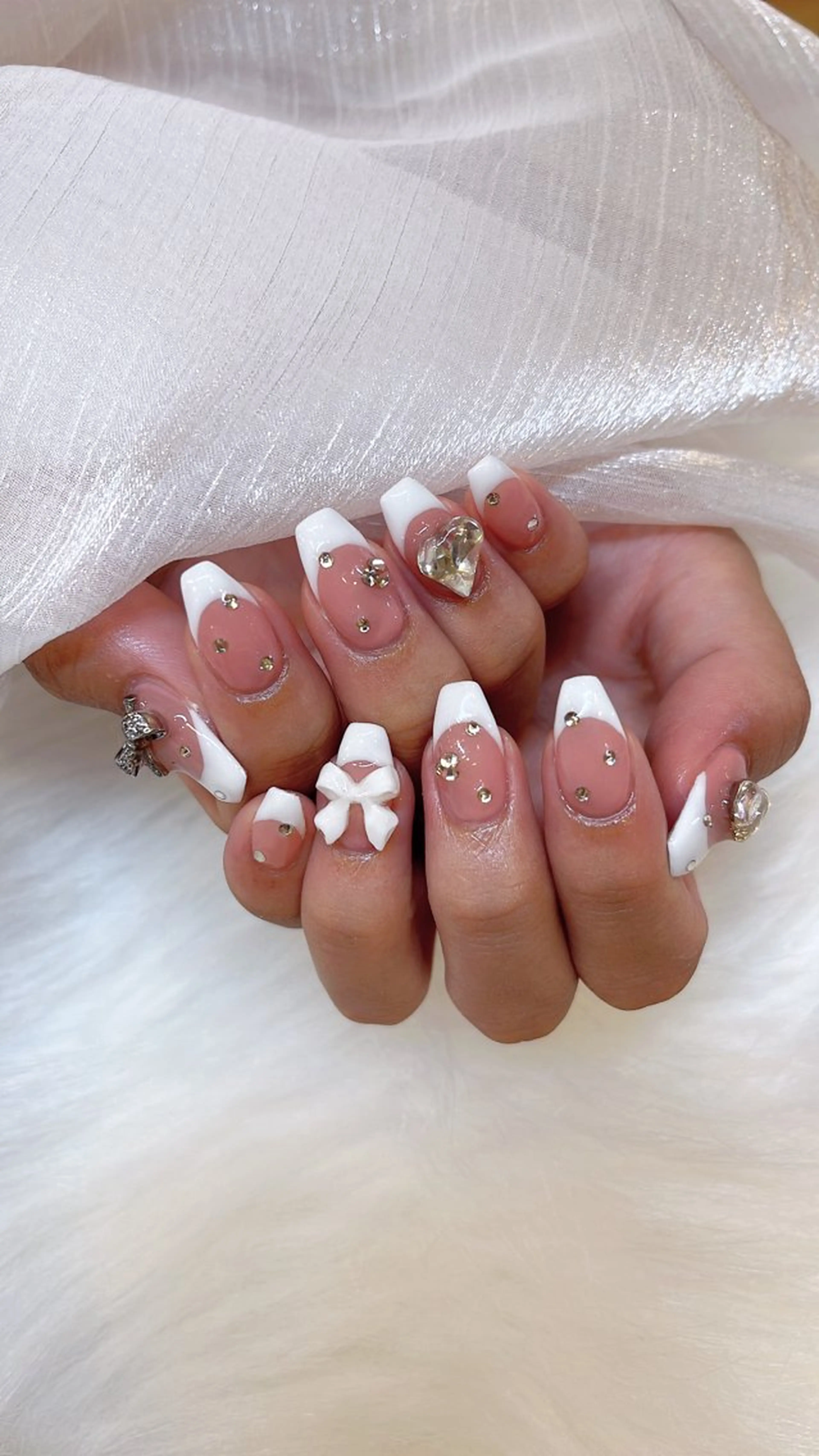 ネイル ハンドネイル COCO ネイルのネイルデザイン