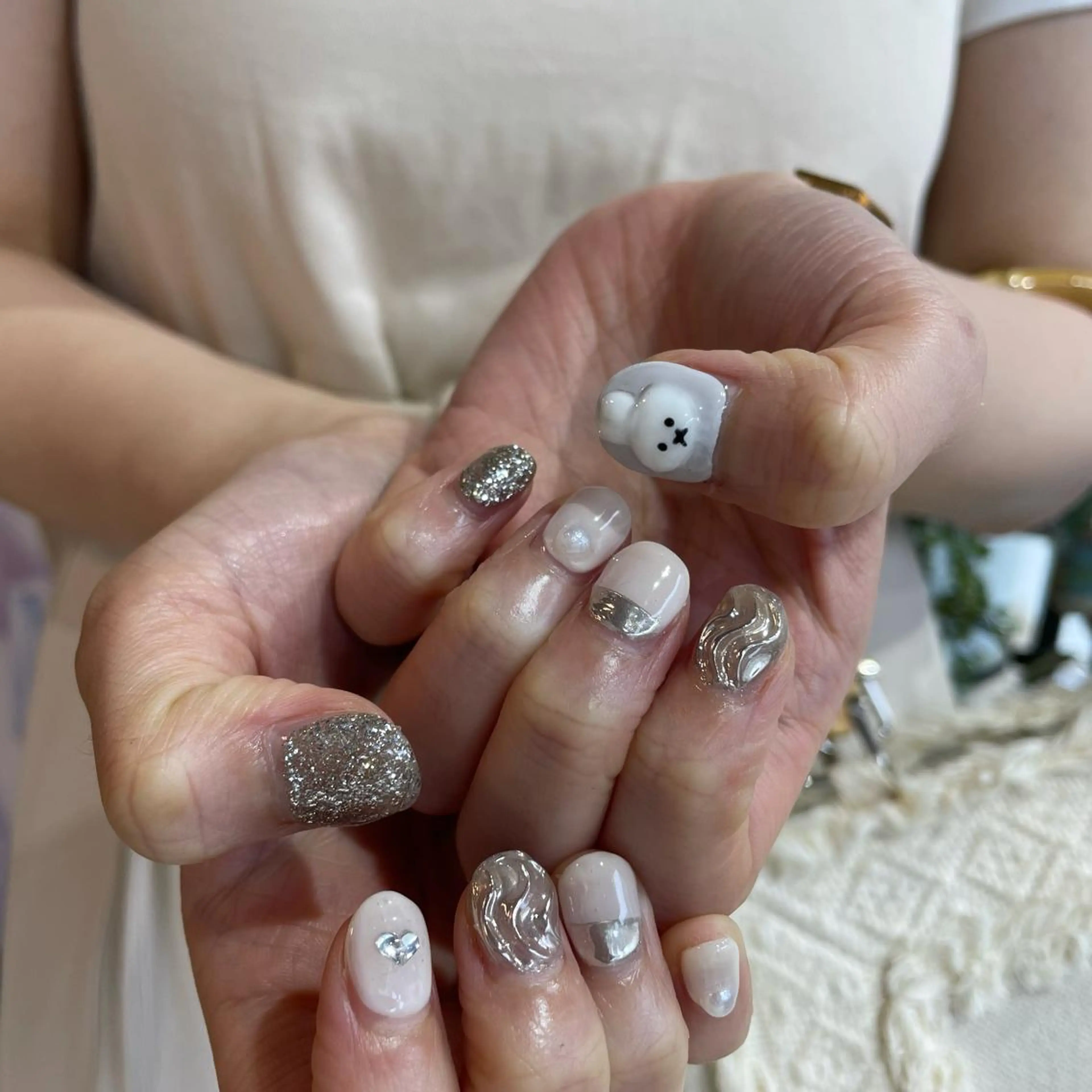 ネイル ハンドネイル 韓国ヘア🦋 MIYUのヘアスタイル