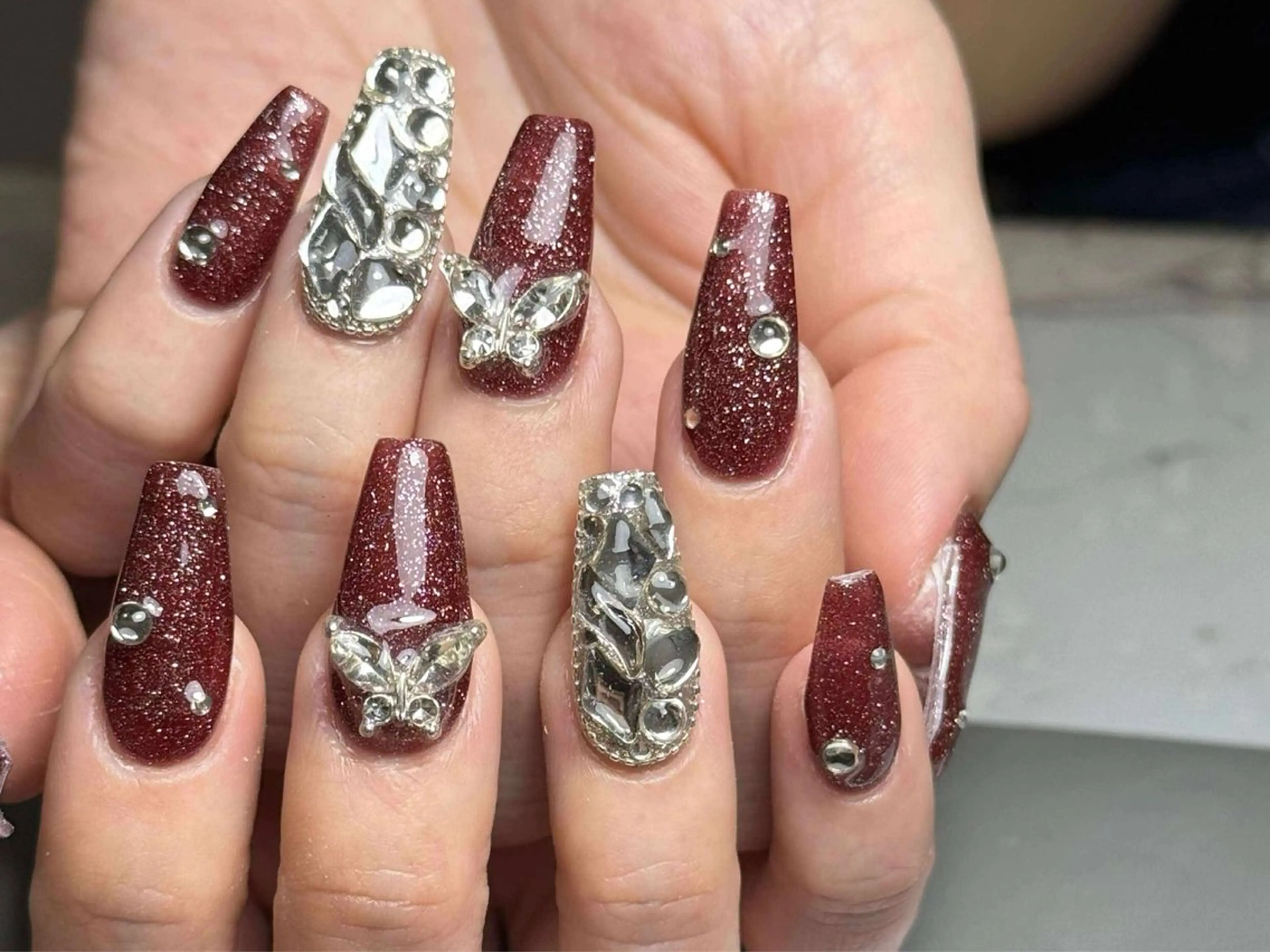 ネイル アートネイル フレンチネイル ジェルネイル グラデーション 韓国ネイル ハンドネイル 💕鈴木ユリ パラジェル/オフ無料のネイルデザイン