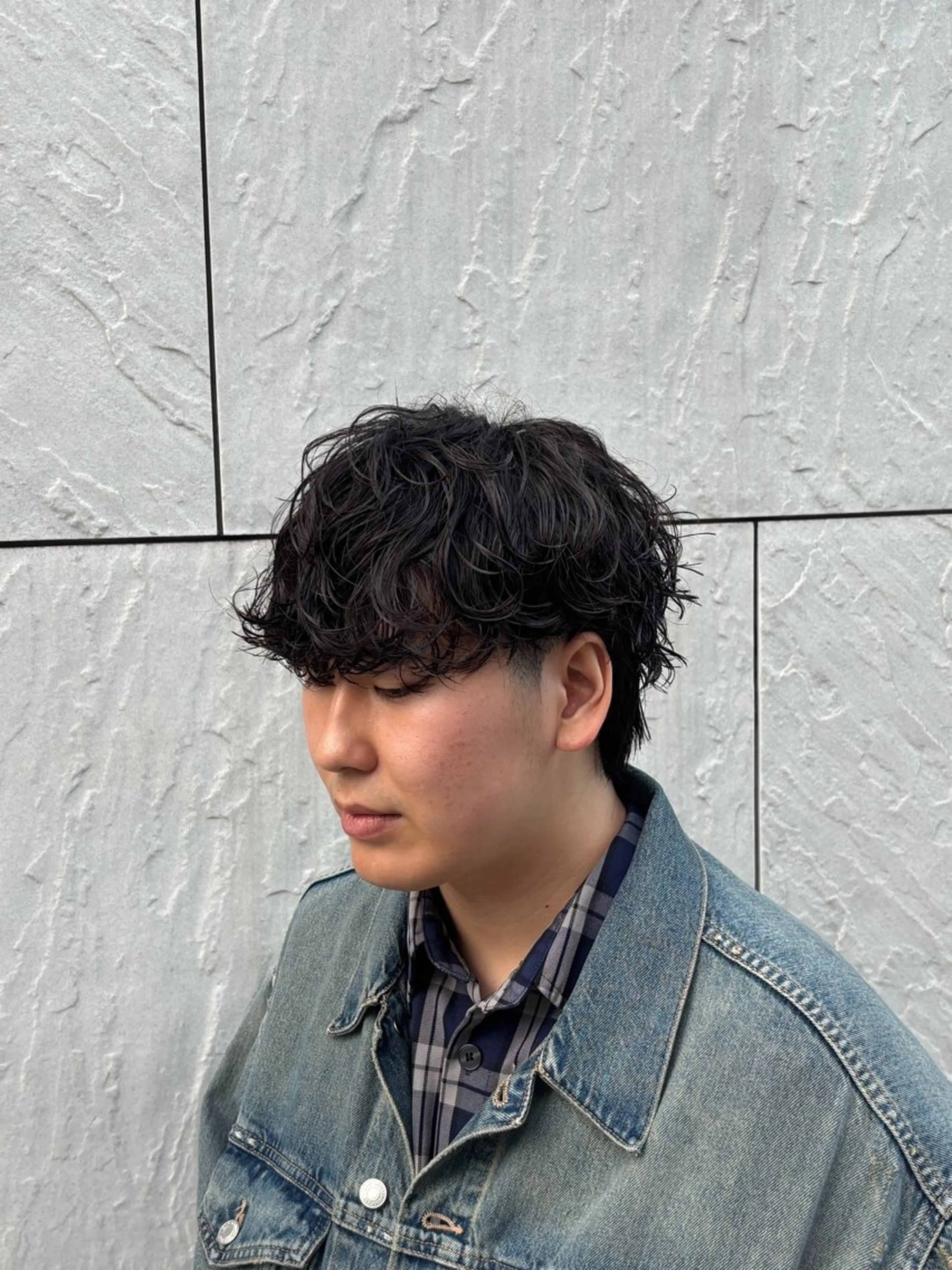 パーマ メンズハイトーン 北斗💍レイヤーのヘアスタイル