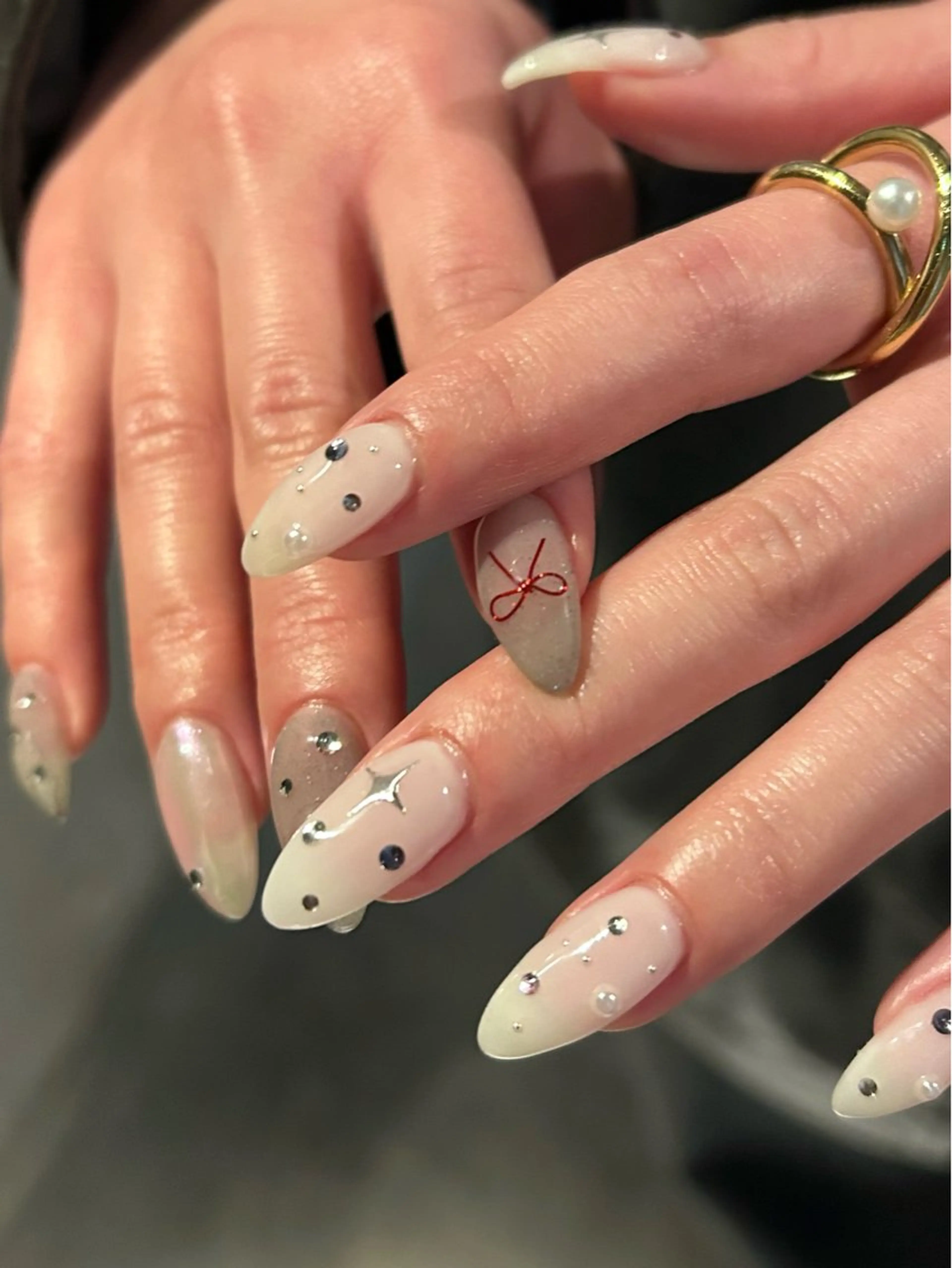 ネイル ayumi / Manonのネイルデザイン