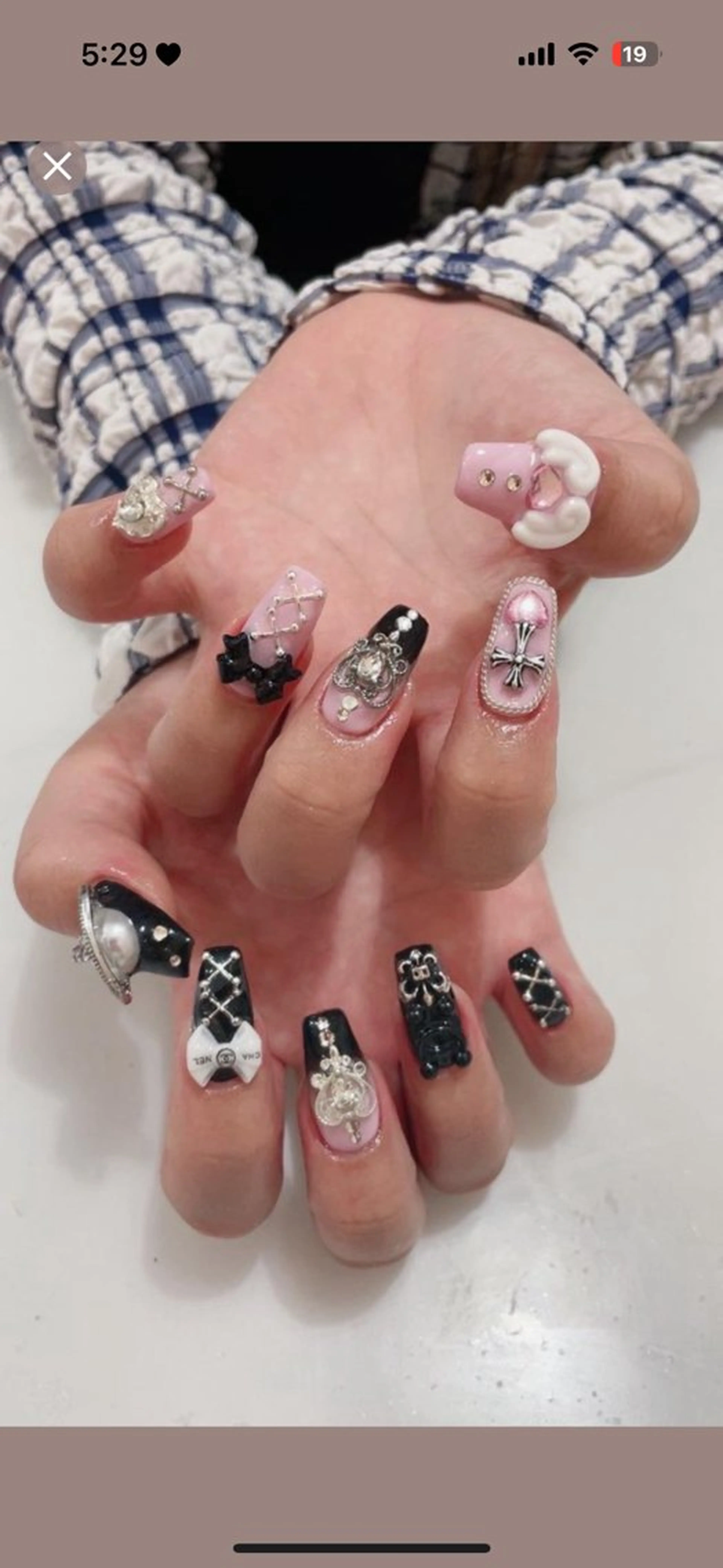 キラキラ付け放題の写真