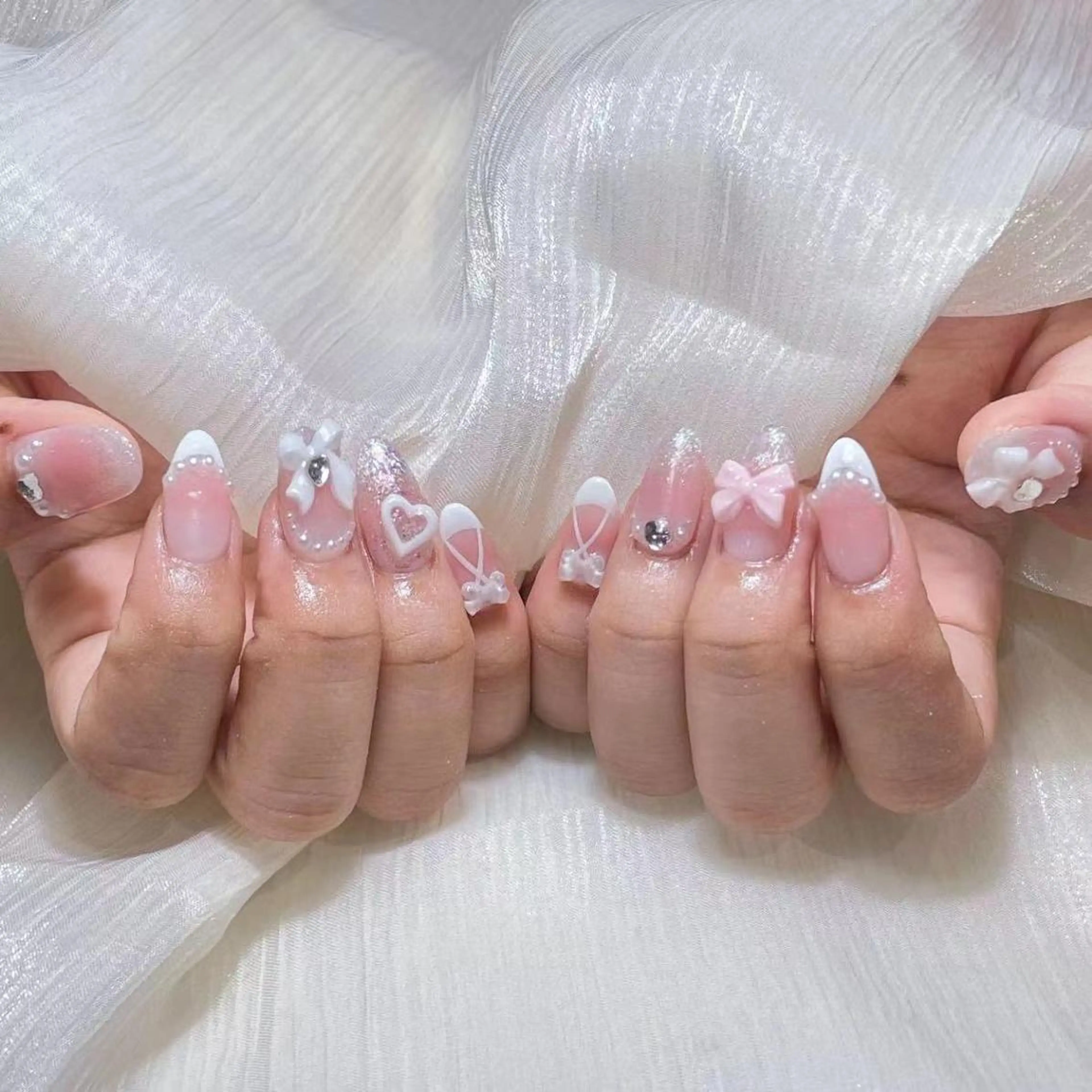 ネイル ハンドネイル DIAMOND 💦のネイルデザイン