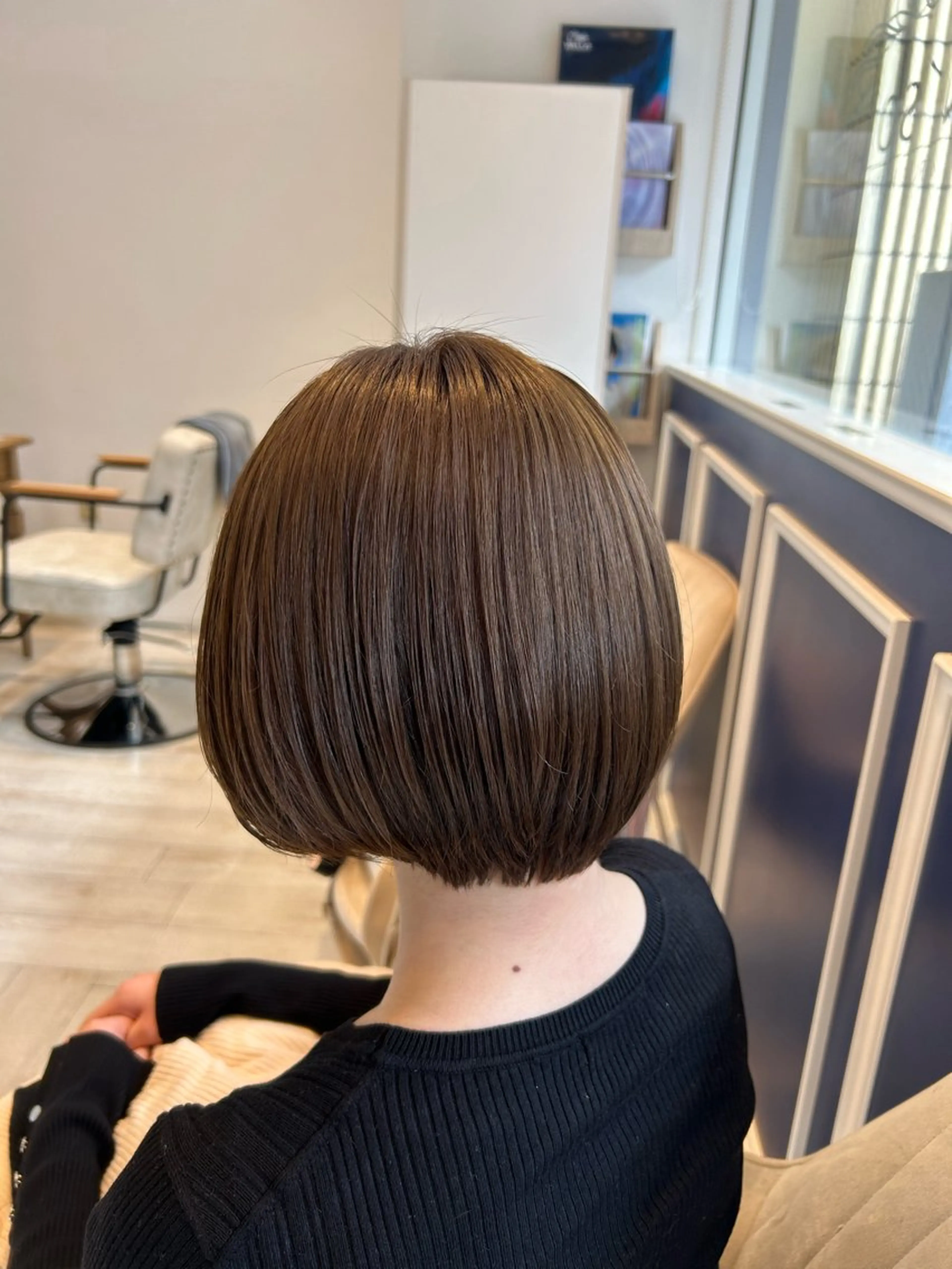 ショート カラー 鈴村 大介のヘアスタイル