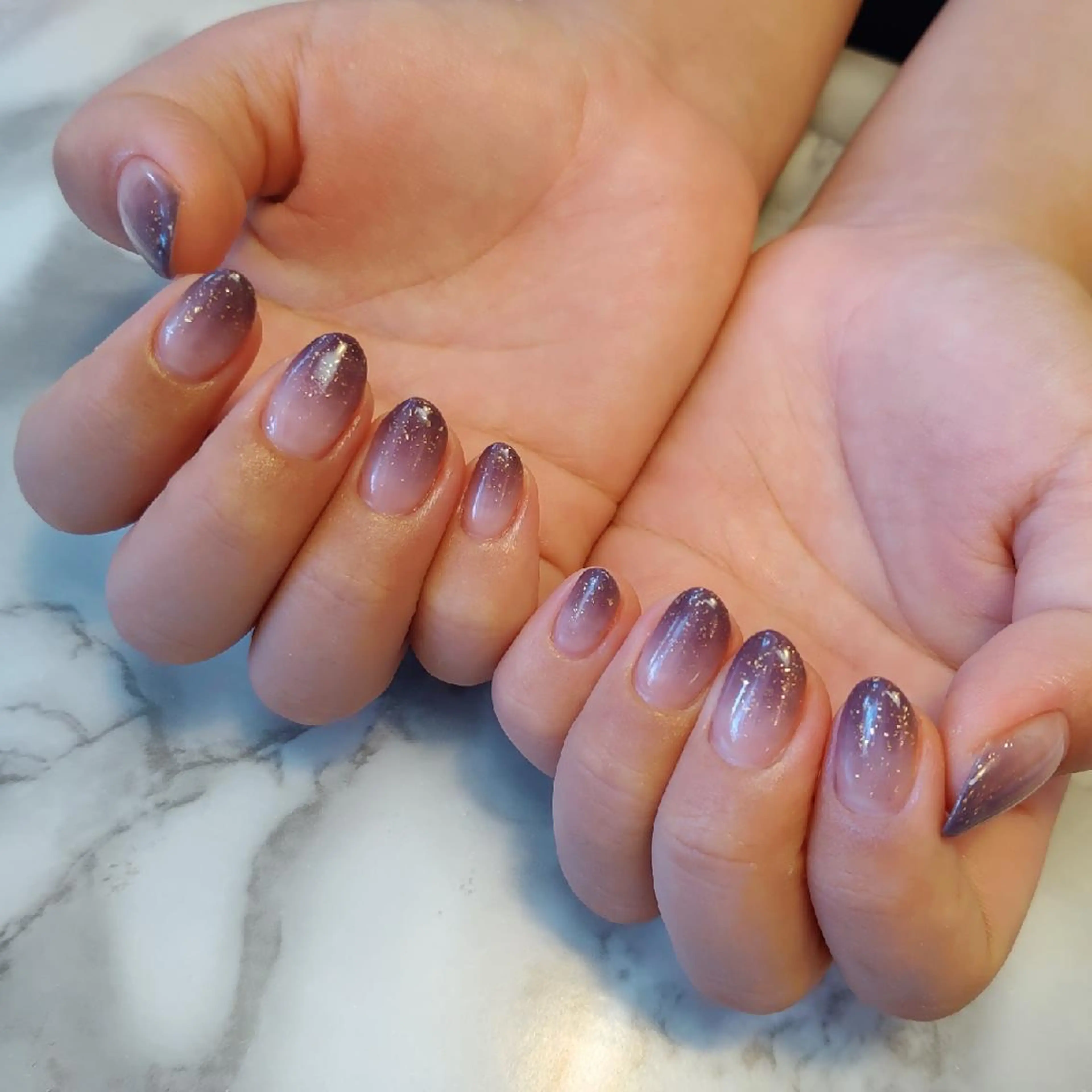 ネイル グラデーション ジェヌインネイル 河内のネイルデザイン