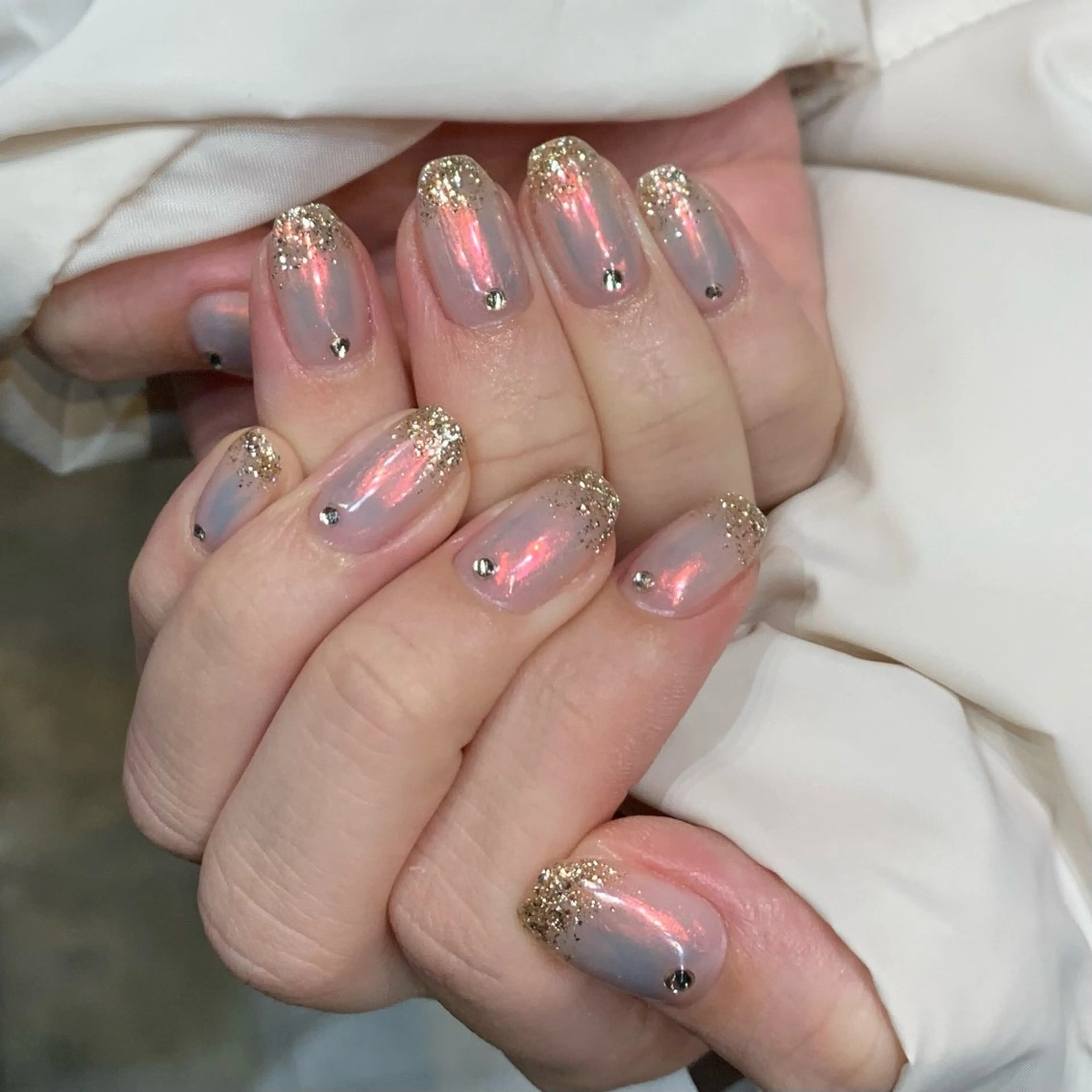 ネイル 氷ネイル・うるうるネイル ハンドネイル YUKIMO🍎名駅 /ニュアンスのネイルデザイン