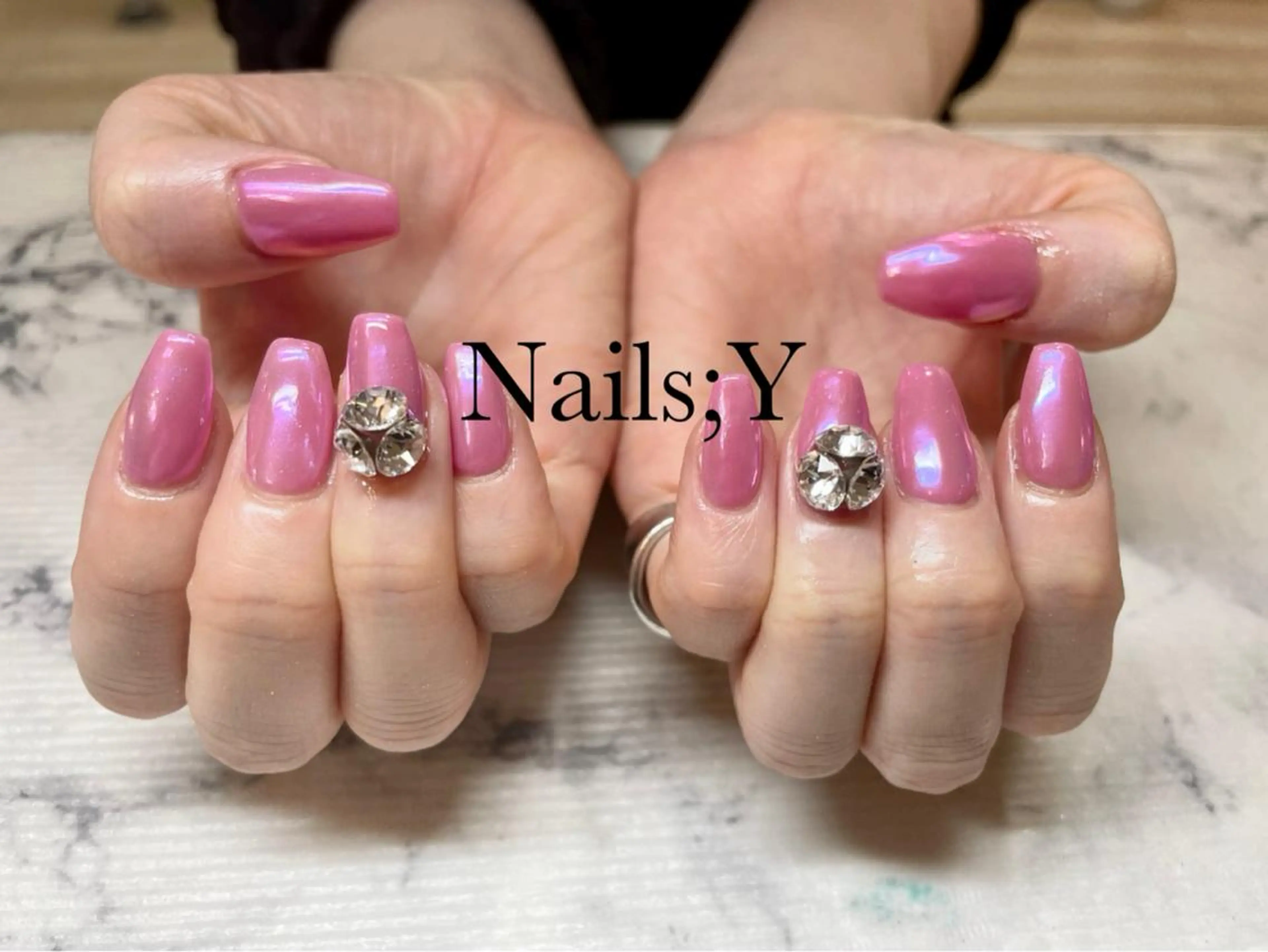 ネイル オーロラネイル ワンカラーネイル ピンク 春ネイル yo koのネイルデザイン