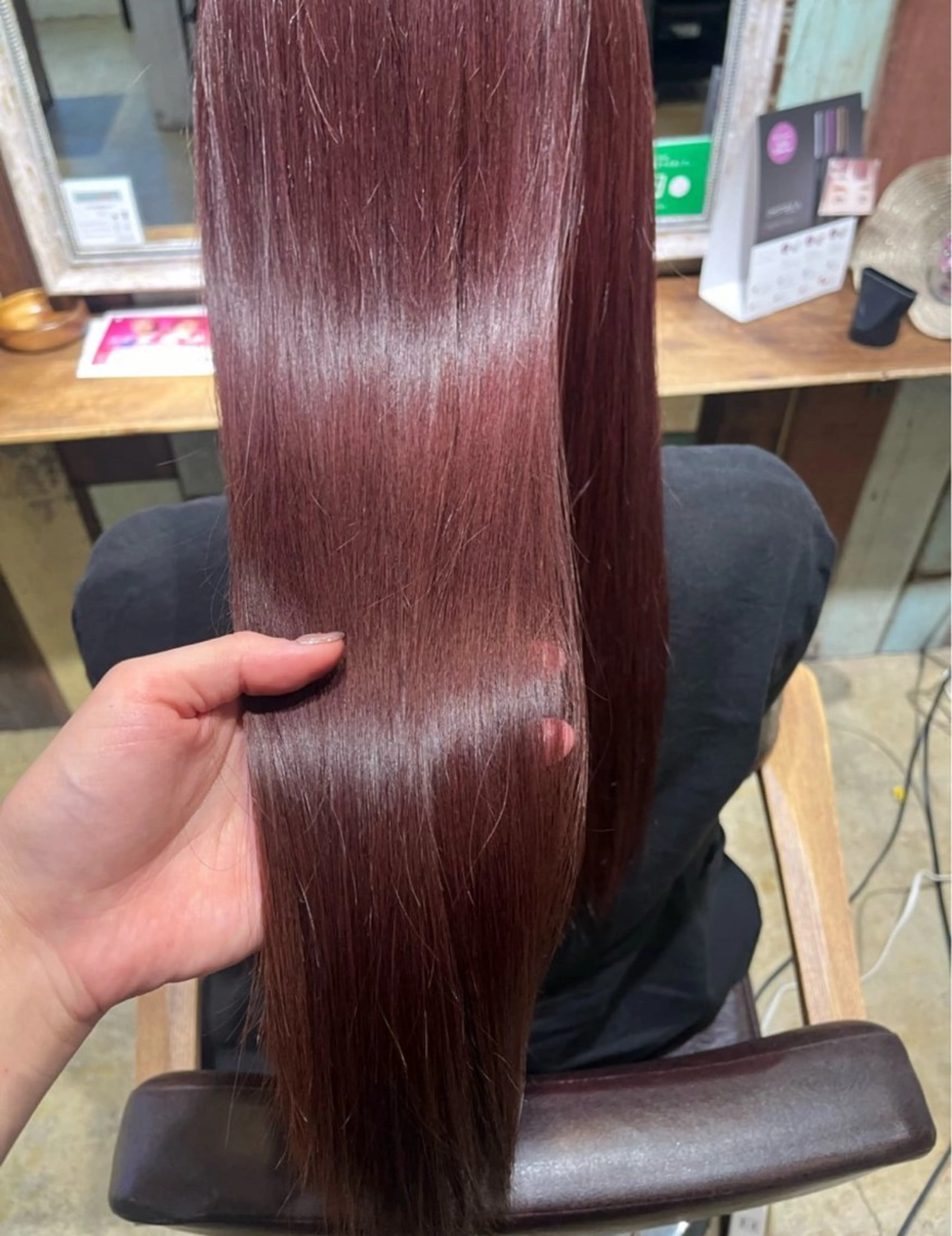 ロング 太田 渚遊のヘアスタイル