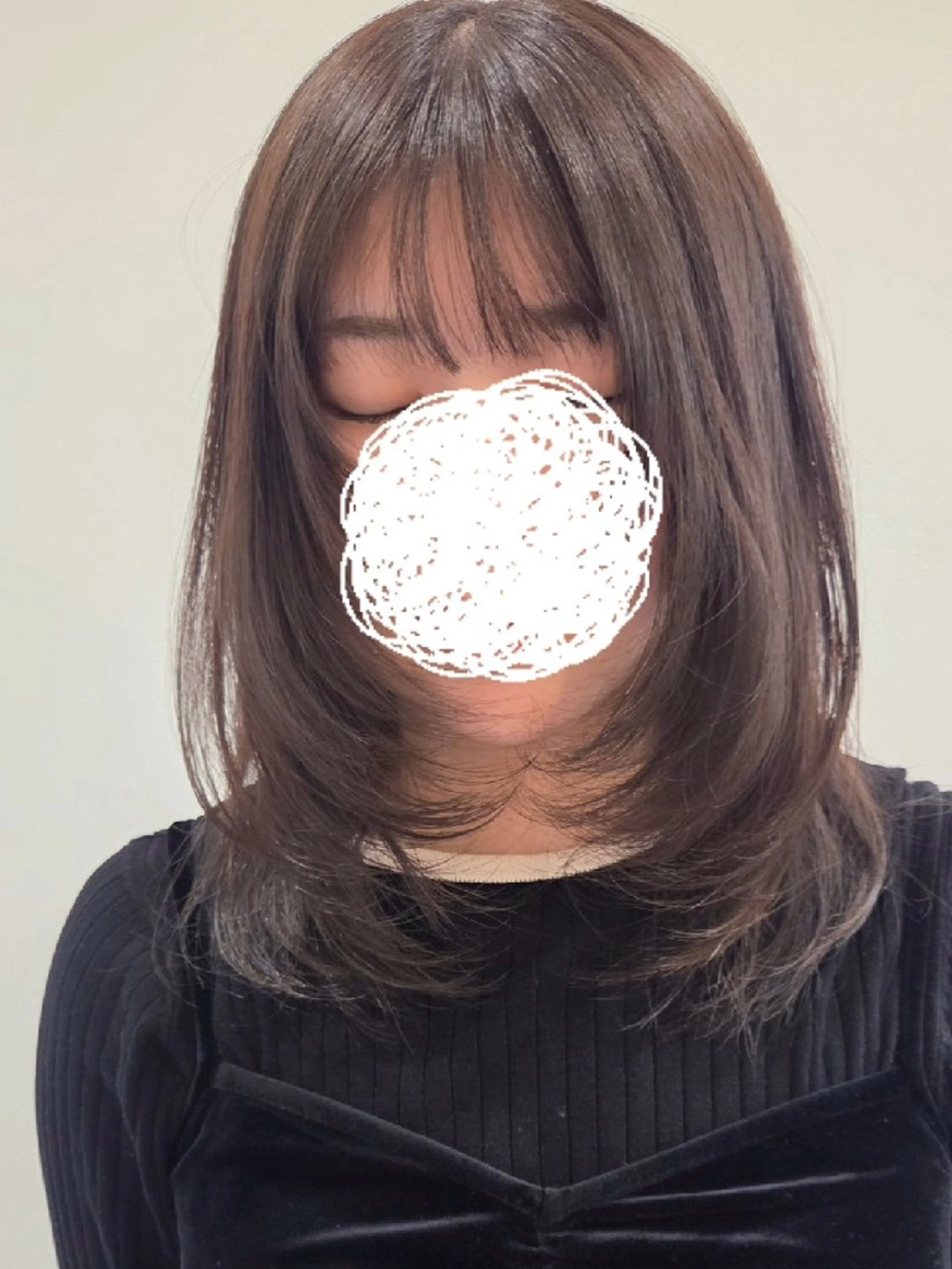 ミディアム レイヤーカット カット ヘアカラー トリートメント Era Hatsuneのヘアスタイル