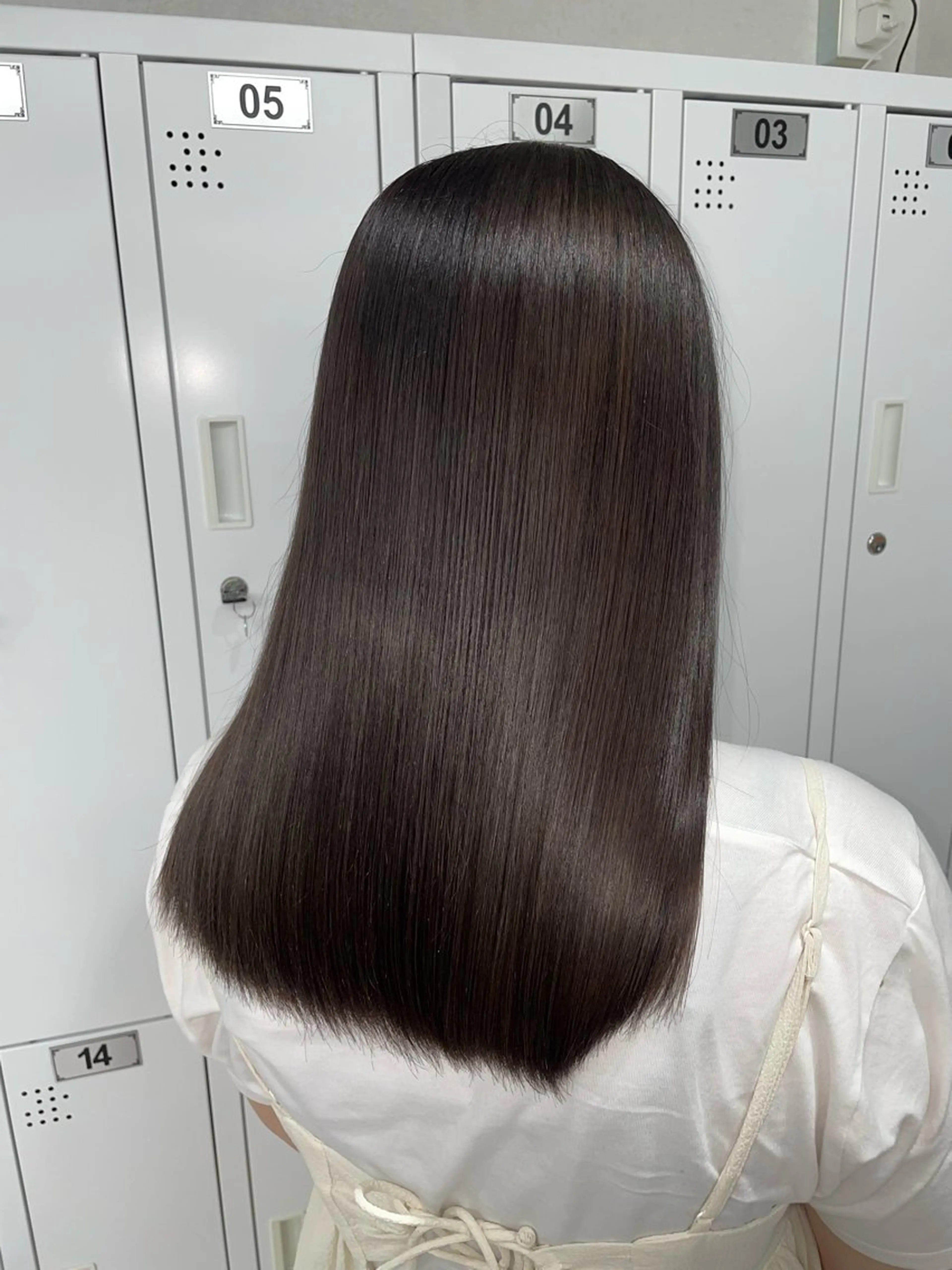 セミロング うる艶カラー/ハイト ーン🎀hina🎀のヘアスタイル