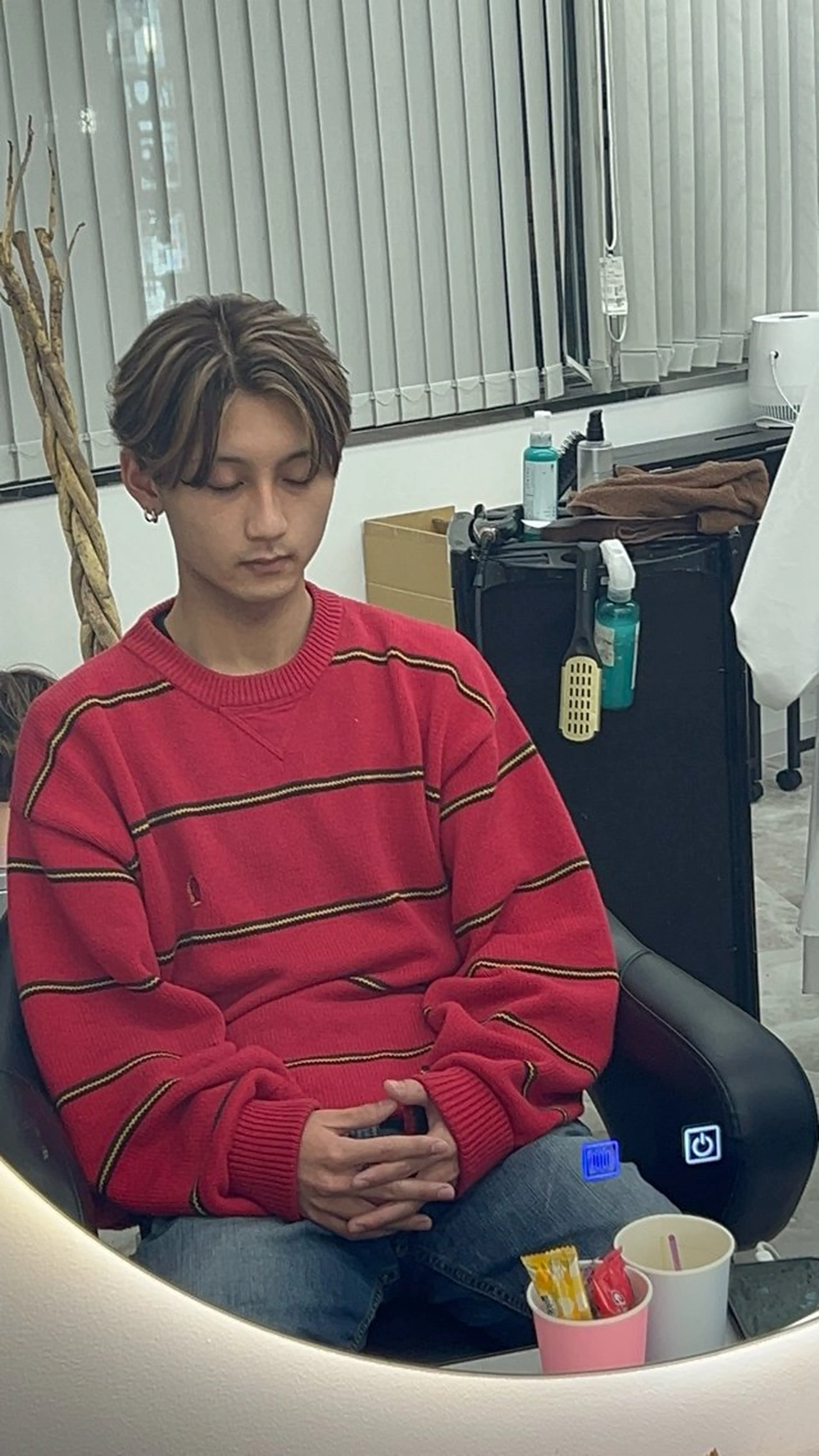 新クーポン‼️ご新規様限定でメンズカット➕バレイヤージュ ケアブリーチ込  #ケアブリーチの写真