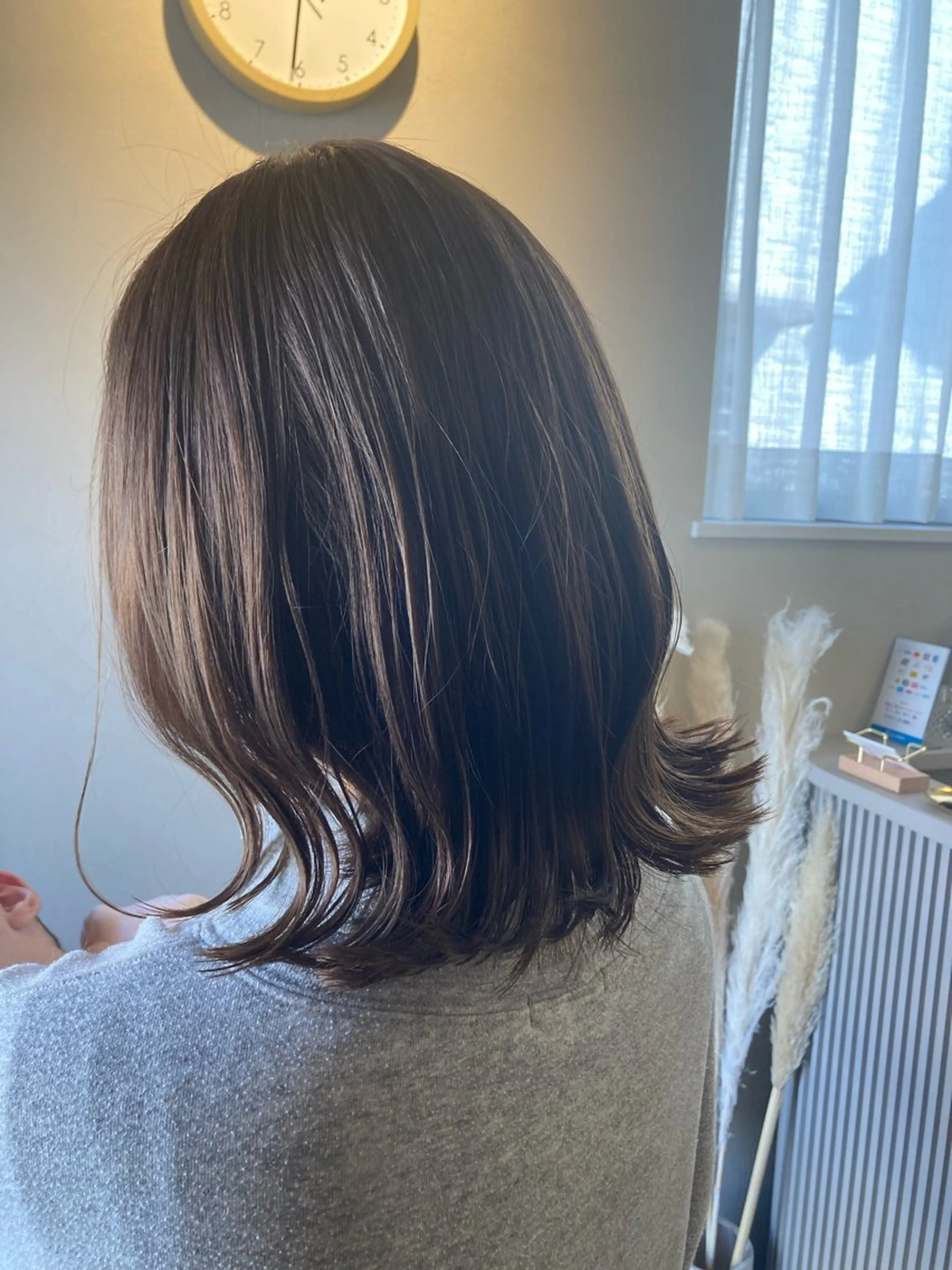 シャンプー(マッサージ付き)＋カット＋カラーの写真