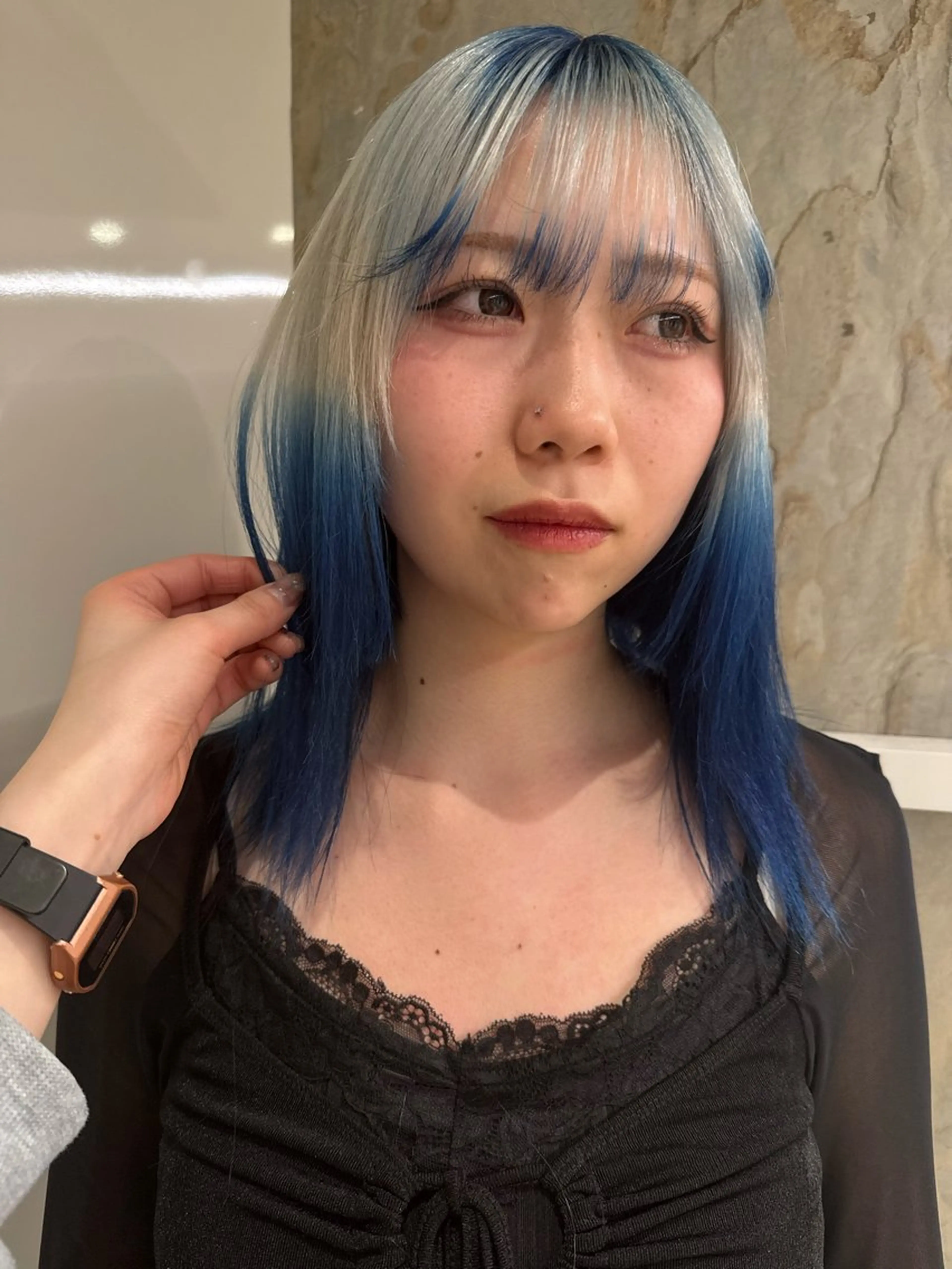 カラー 艶ブリーチ/表参道 ハイトーン /実乃梨のヘアスタイル