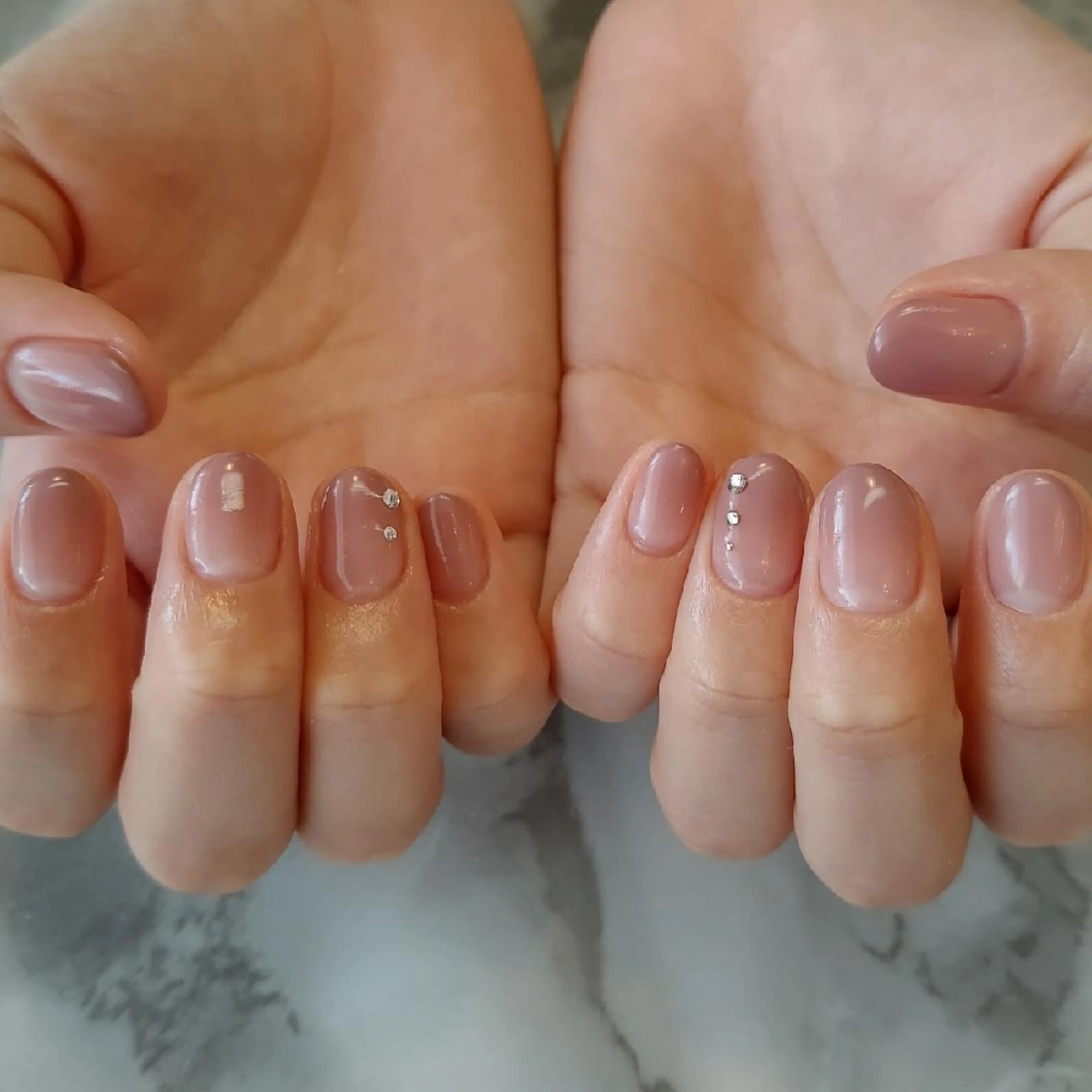 ネイル グラデーション ジェヌインネイル 河内のネイルデザイン