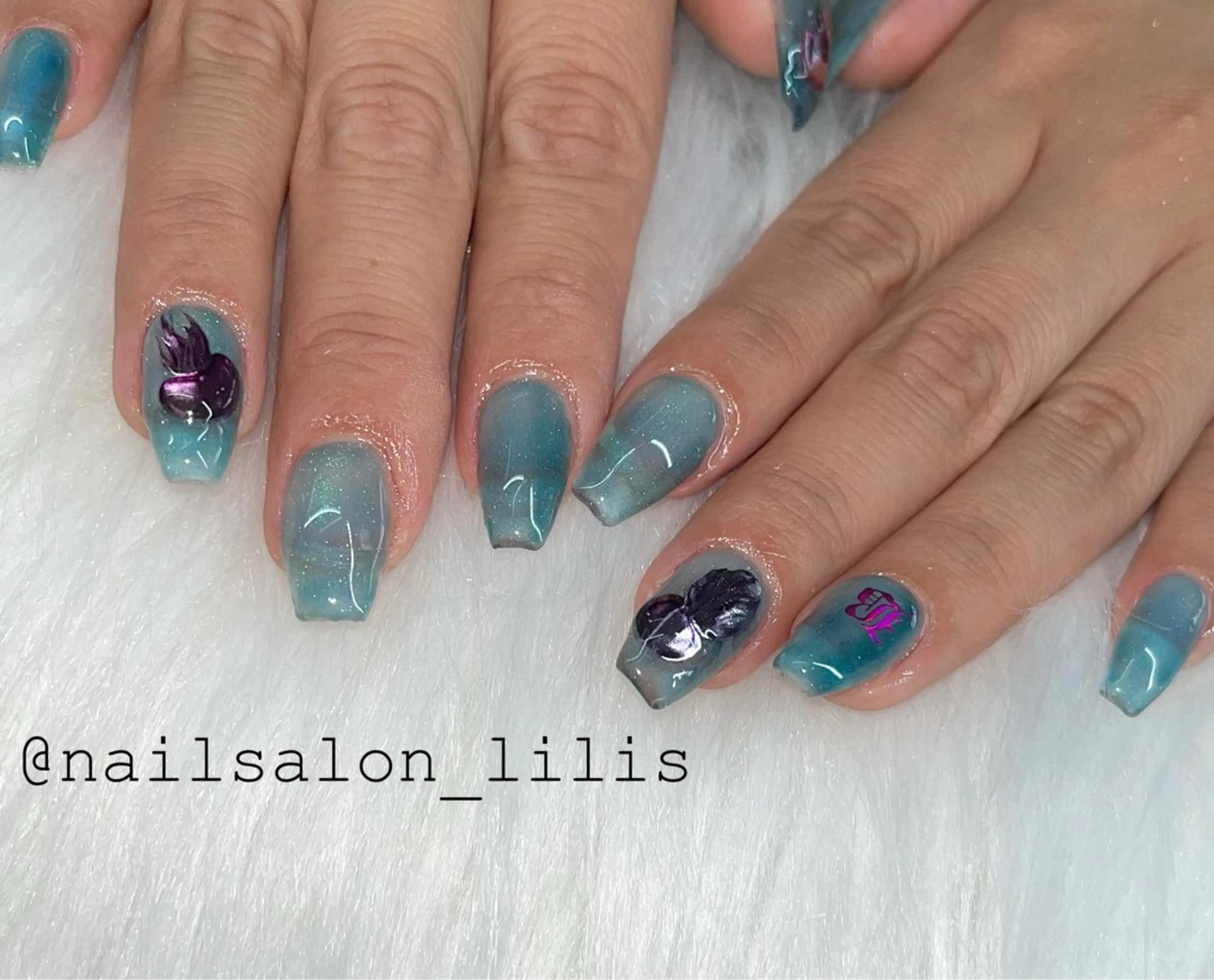 ネイル マグネットネイル ハンドネイル nailsalon lilis所属・nailsalon Lilisのネイルデザイン