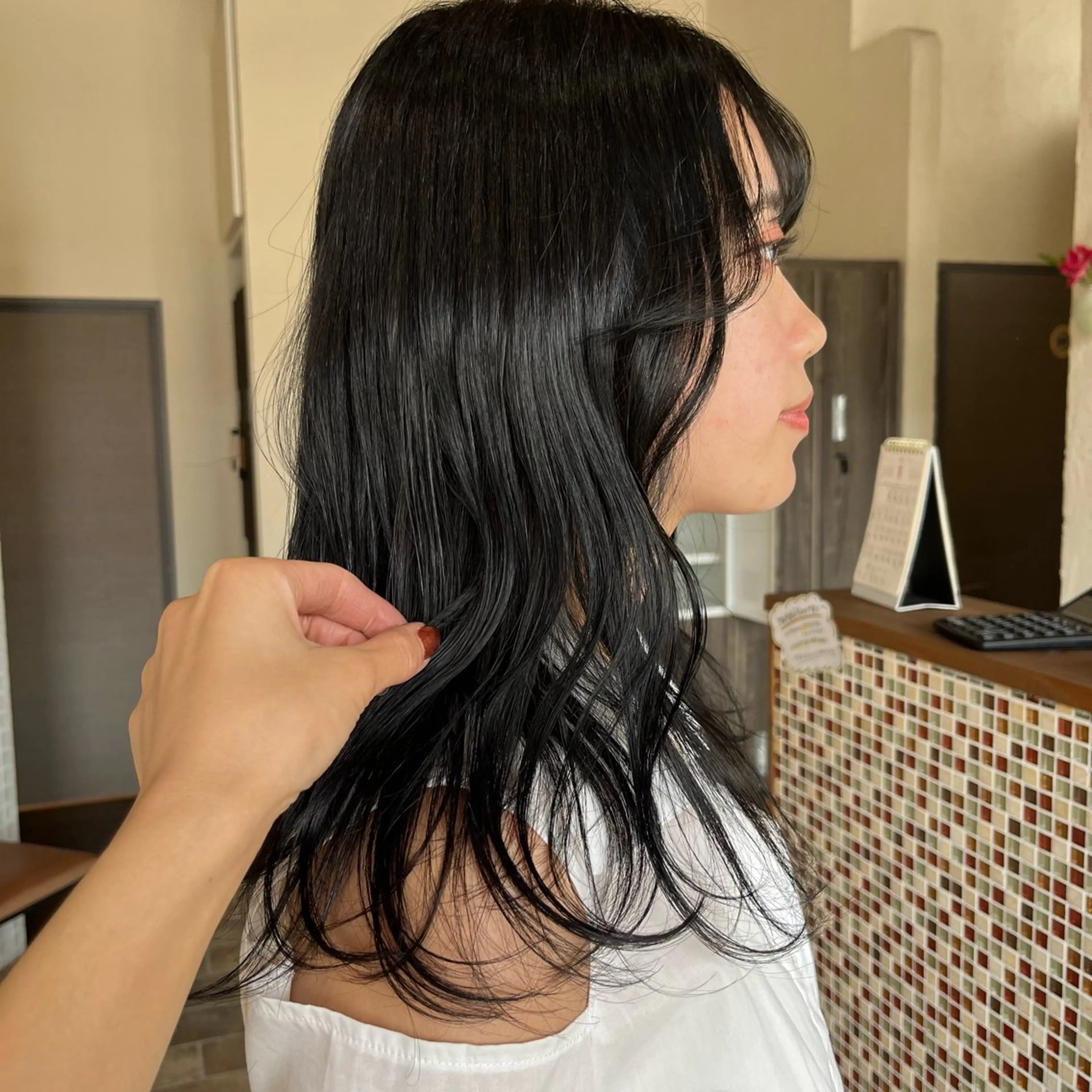 ロング カラー 中村 友香のヘアスタイル