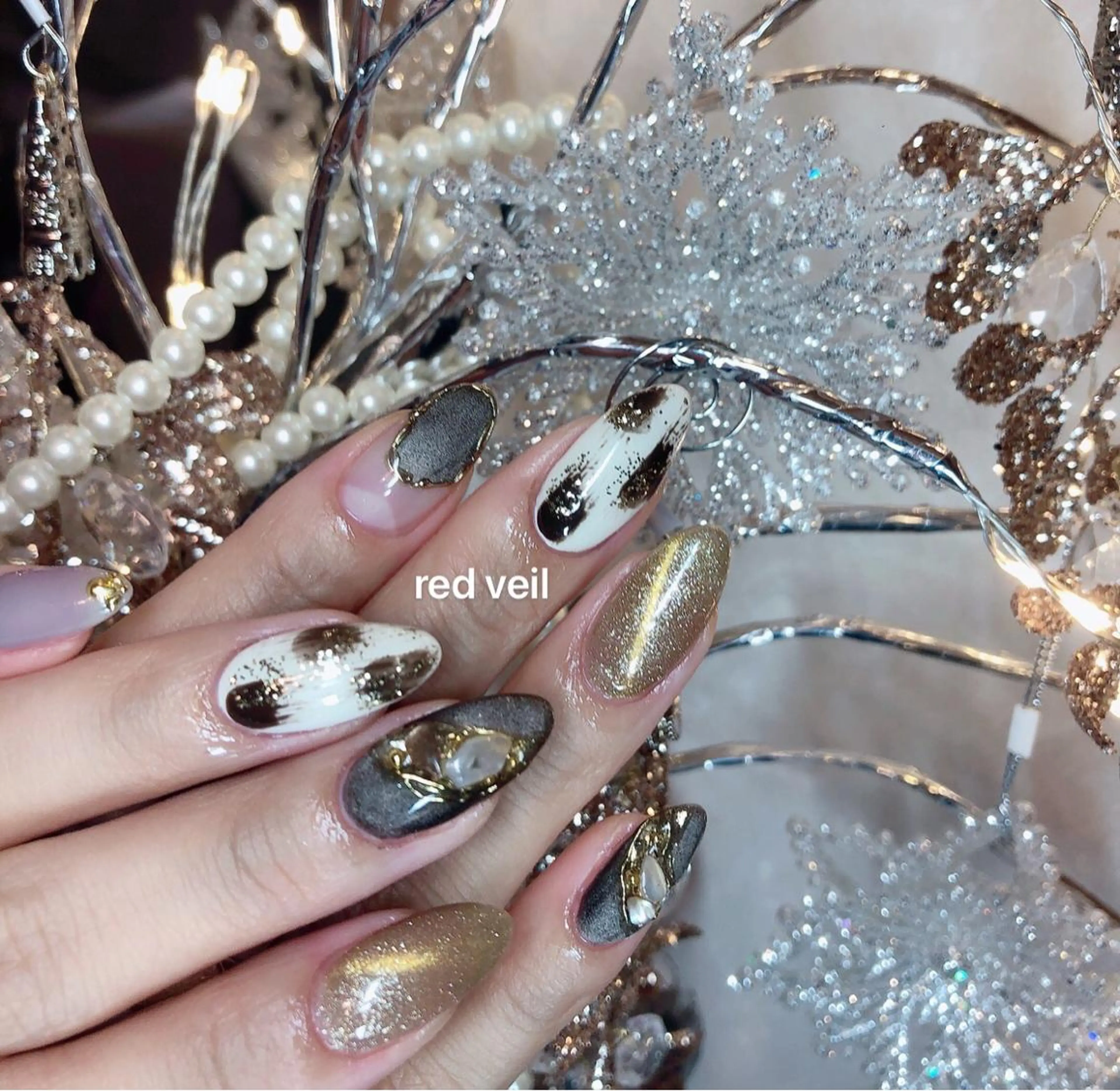 セミロング ネイル ハンドネイル 長さ出し専門 nynaのネイルデザイン