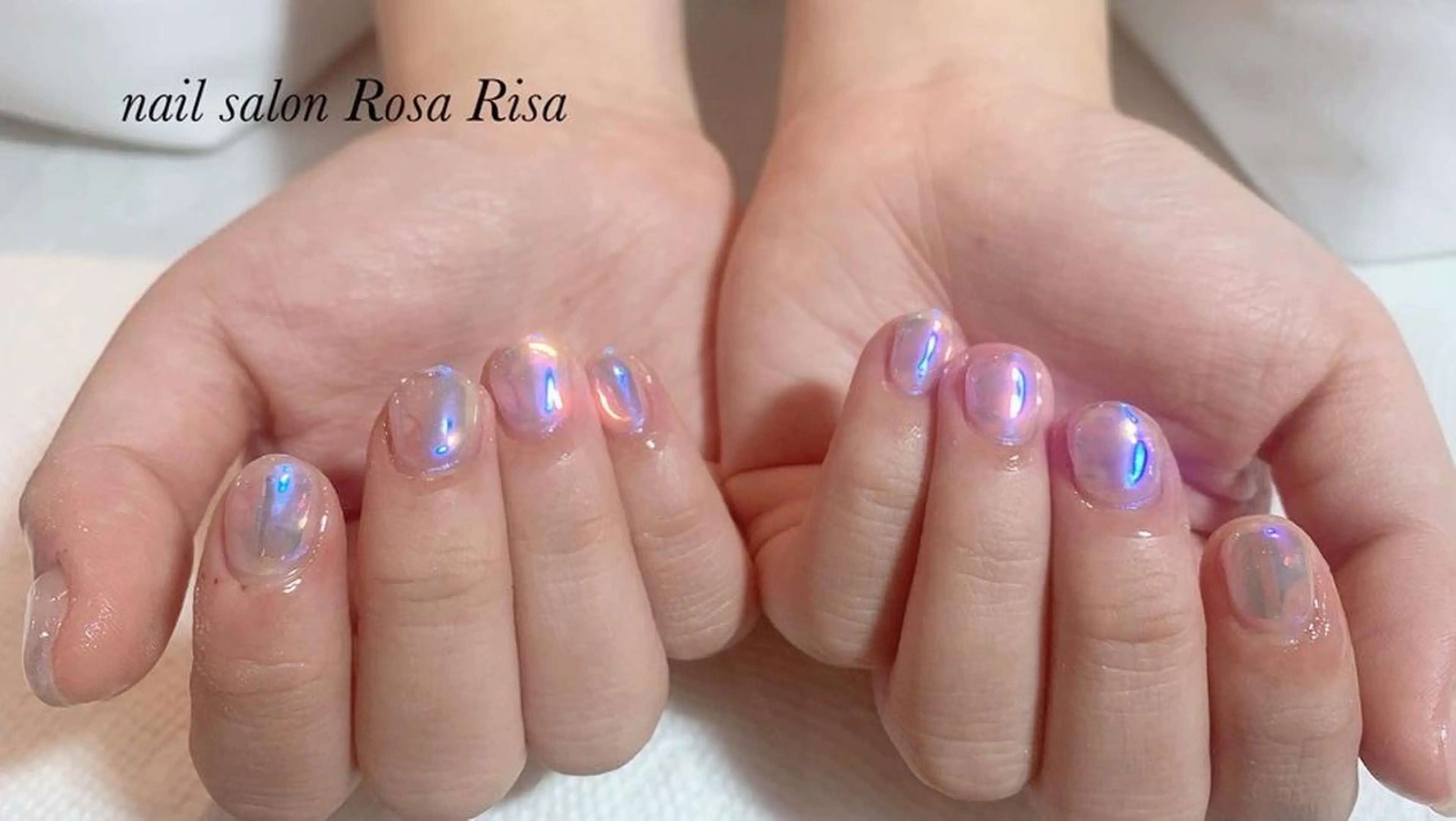 ショート ネイル 氷ネイル・うるうるネイル ハンドネイル ネイルスタジオ シェイクユアハンズのネイルデザイン