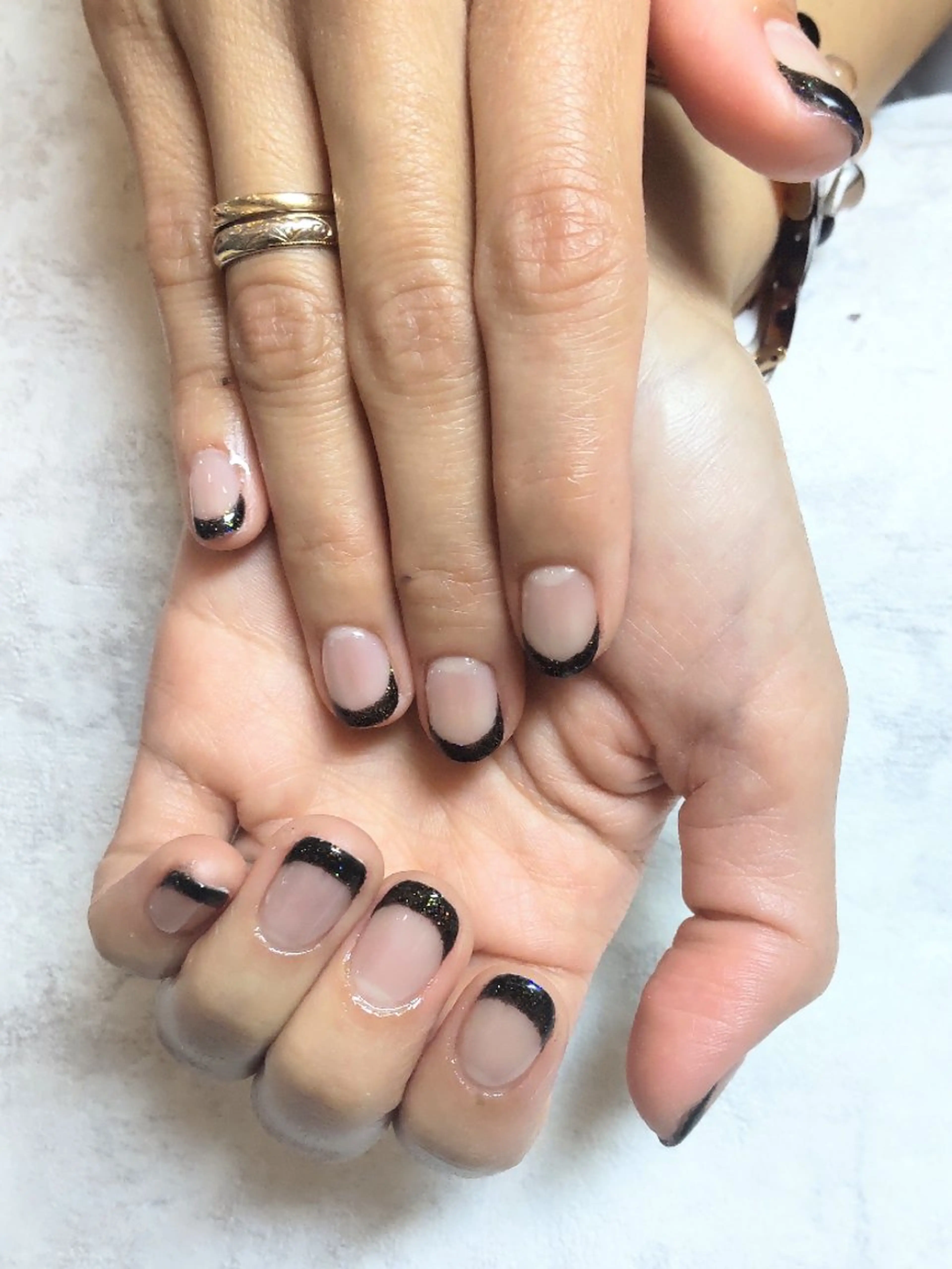 ネイル フレンチネイル ハンドネイル CHOUETTE所属・CHOUETTE MIOのネイルデザイン