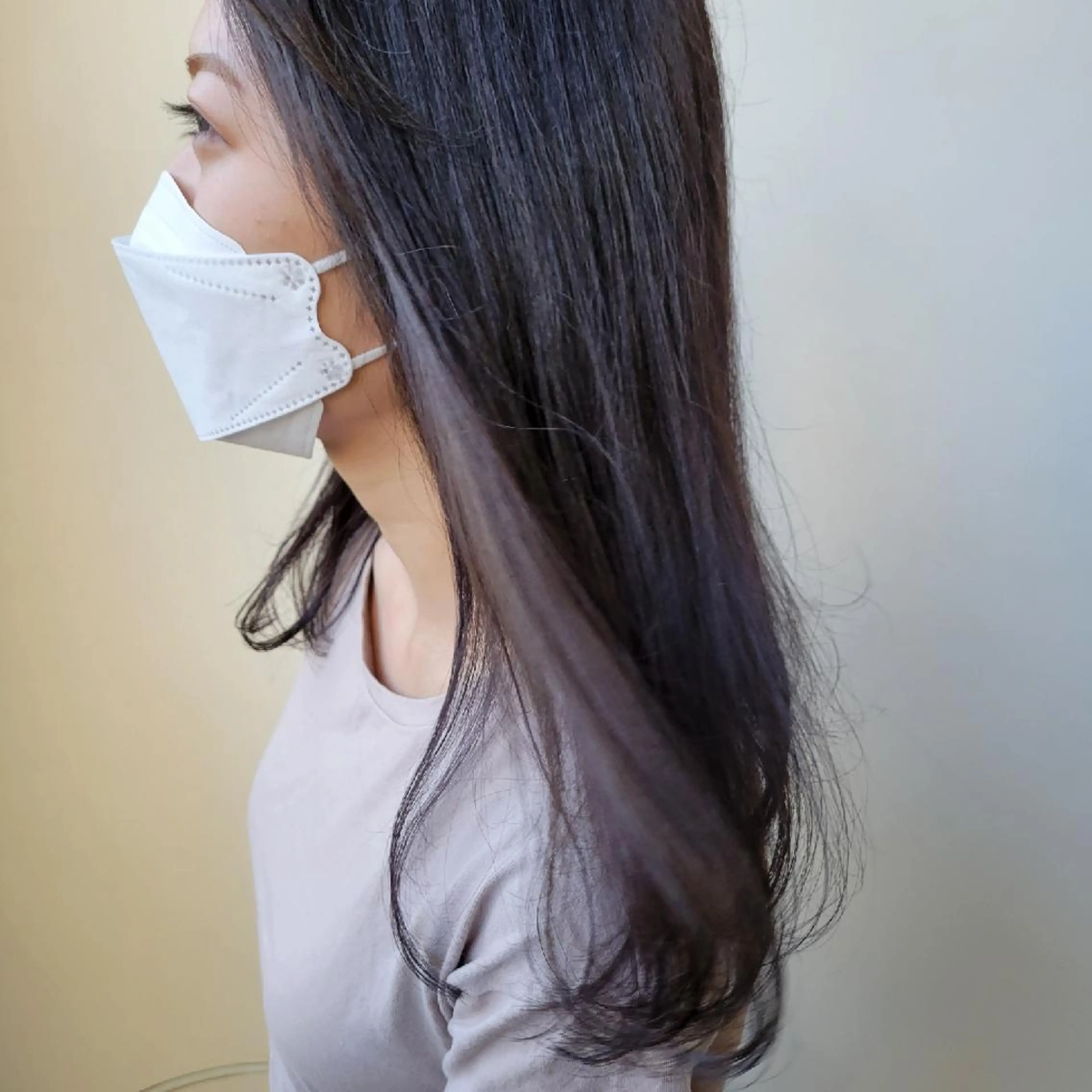 ロング カラー 羽エクステ🩷 🤍まき🤍のヘアスタイル