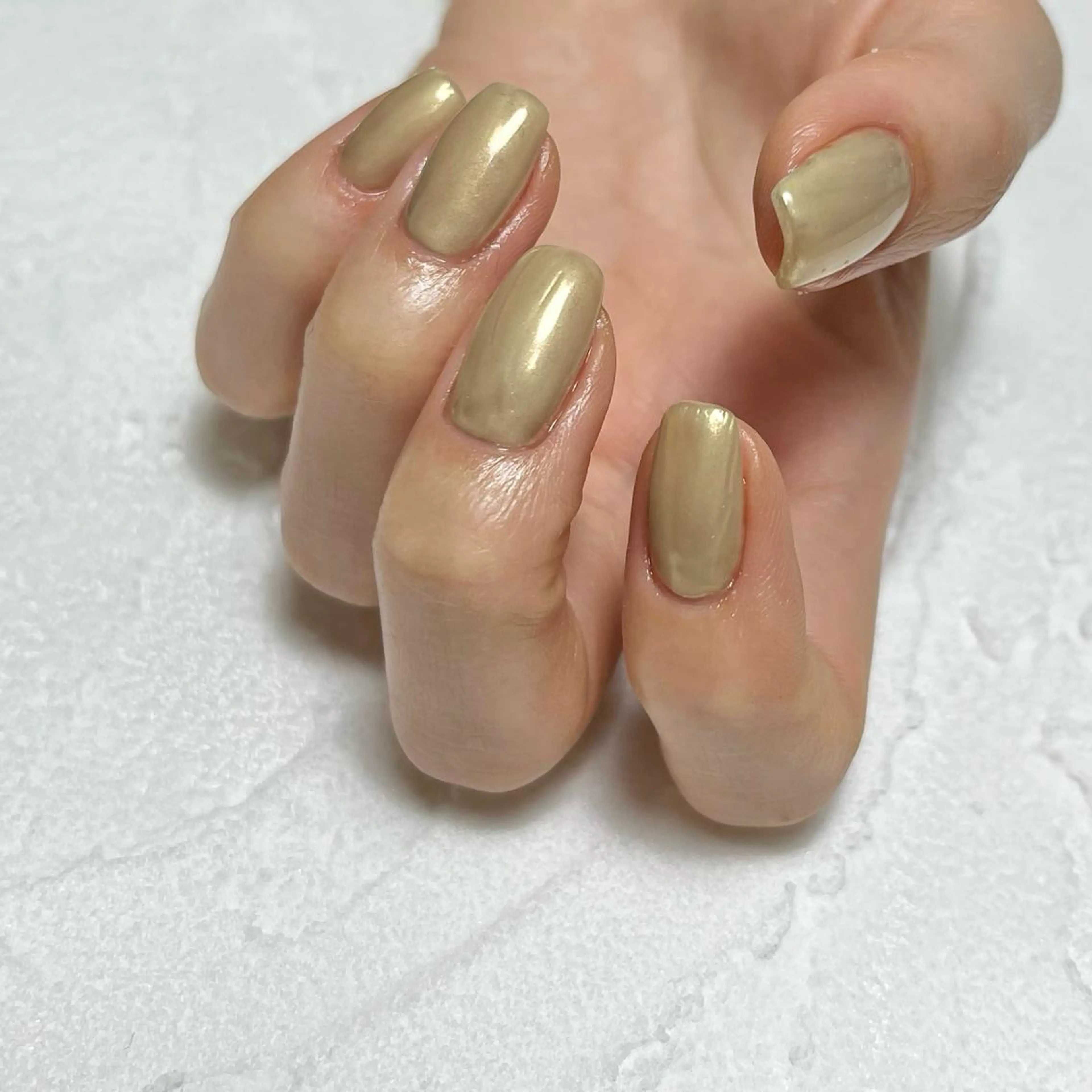 ネイル ゴールド ミラーネイル ハンドネイル nail salon O (en)所属・vegh. nail／阿波座のネイルデザイン