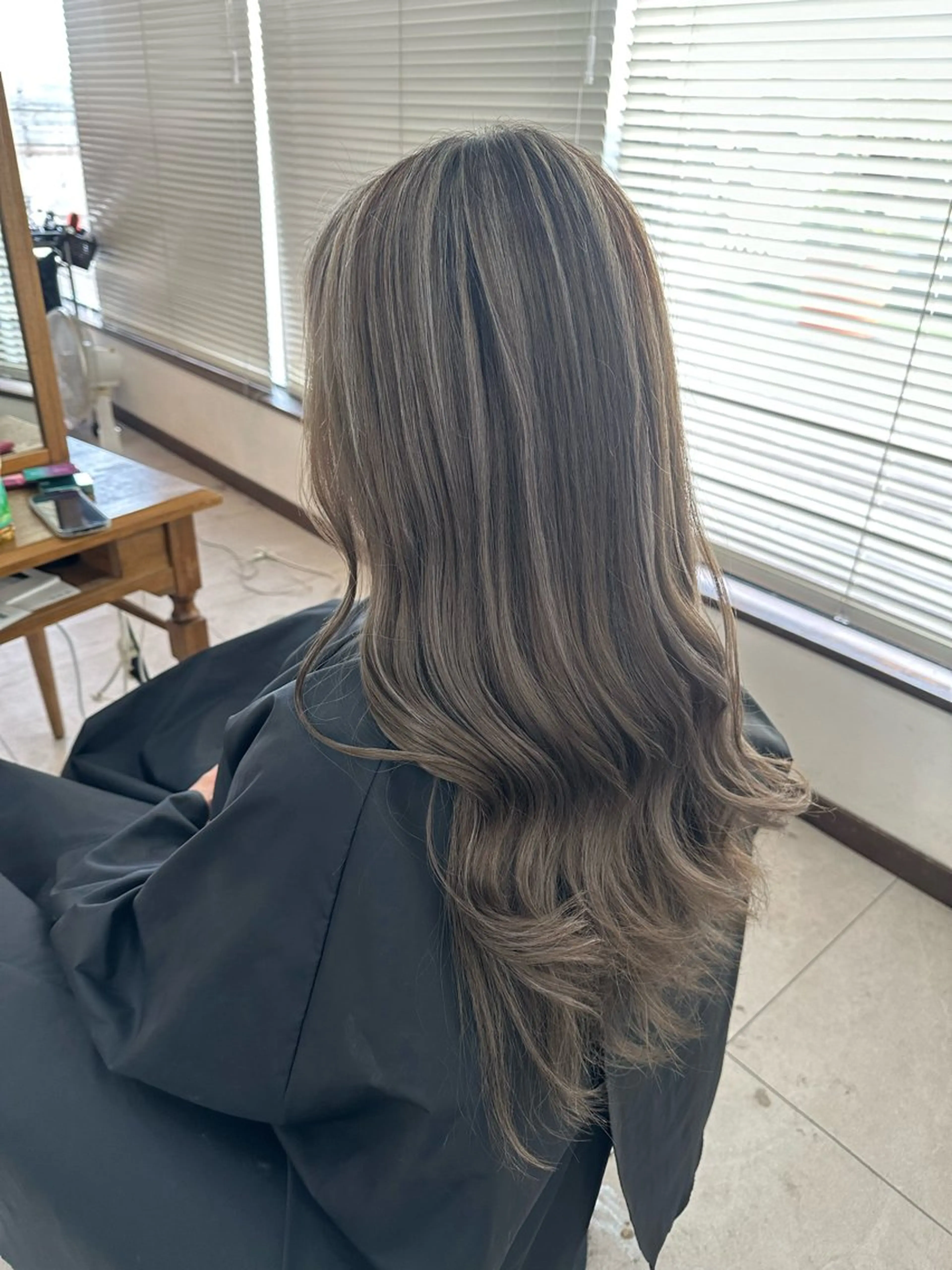 •コントラストハイライト•白髪ぼかしハイライトの写真