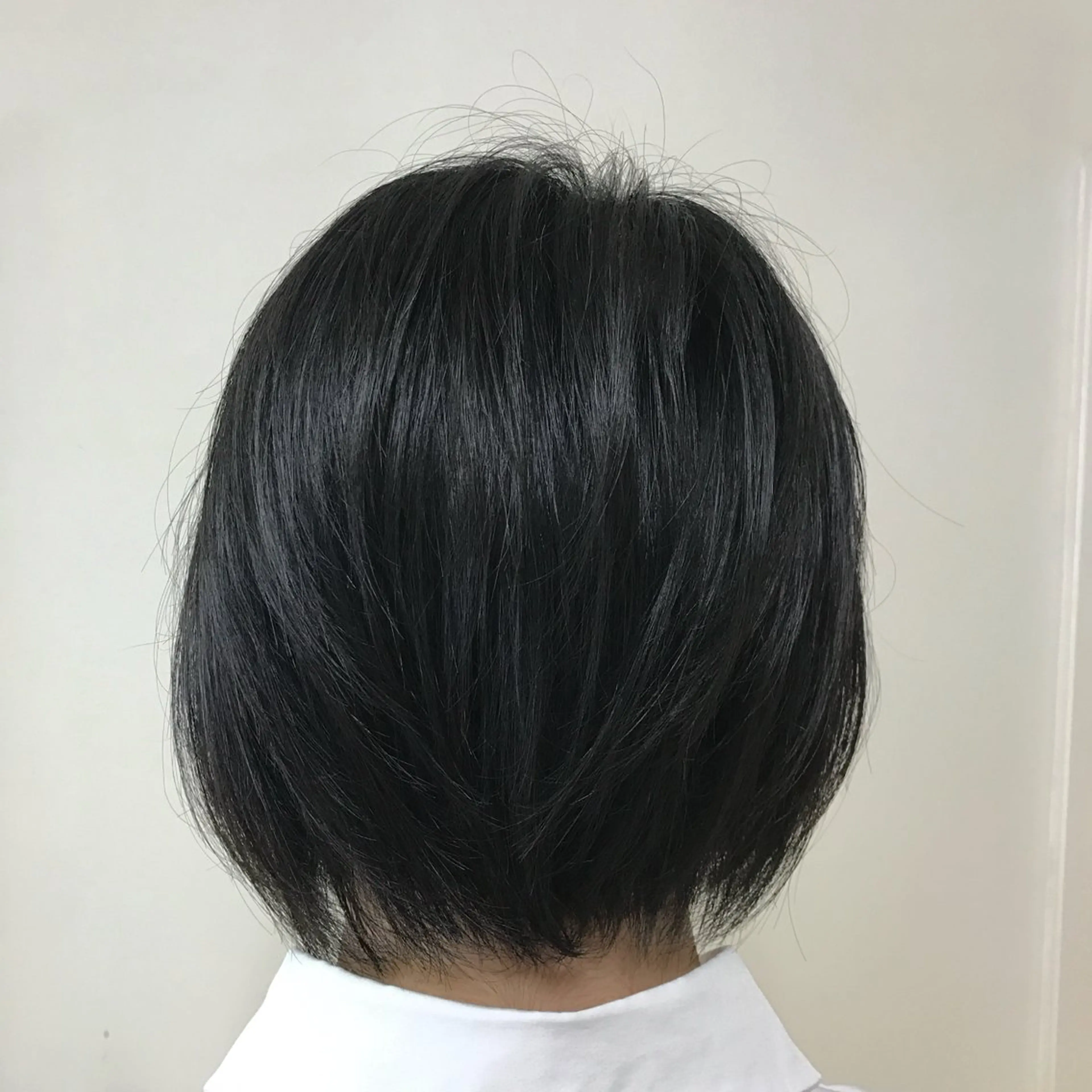 ミディアム 横田  尚登のヘアスタイル