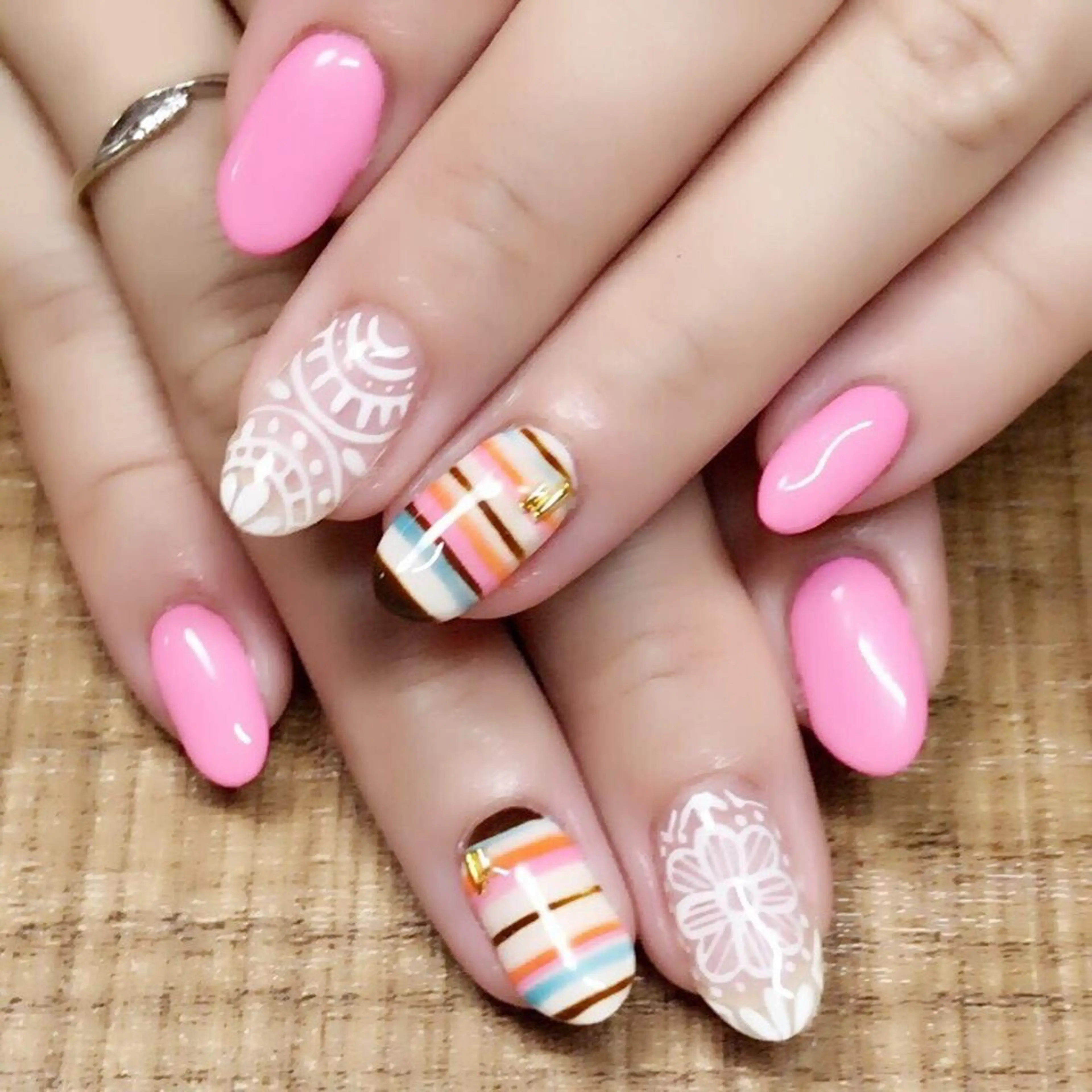 ネイル 安藤 Charlotteのネイルデザイン