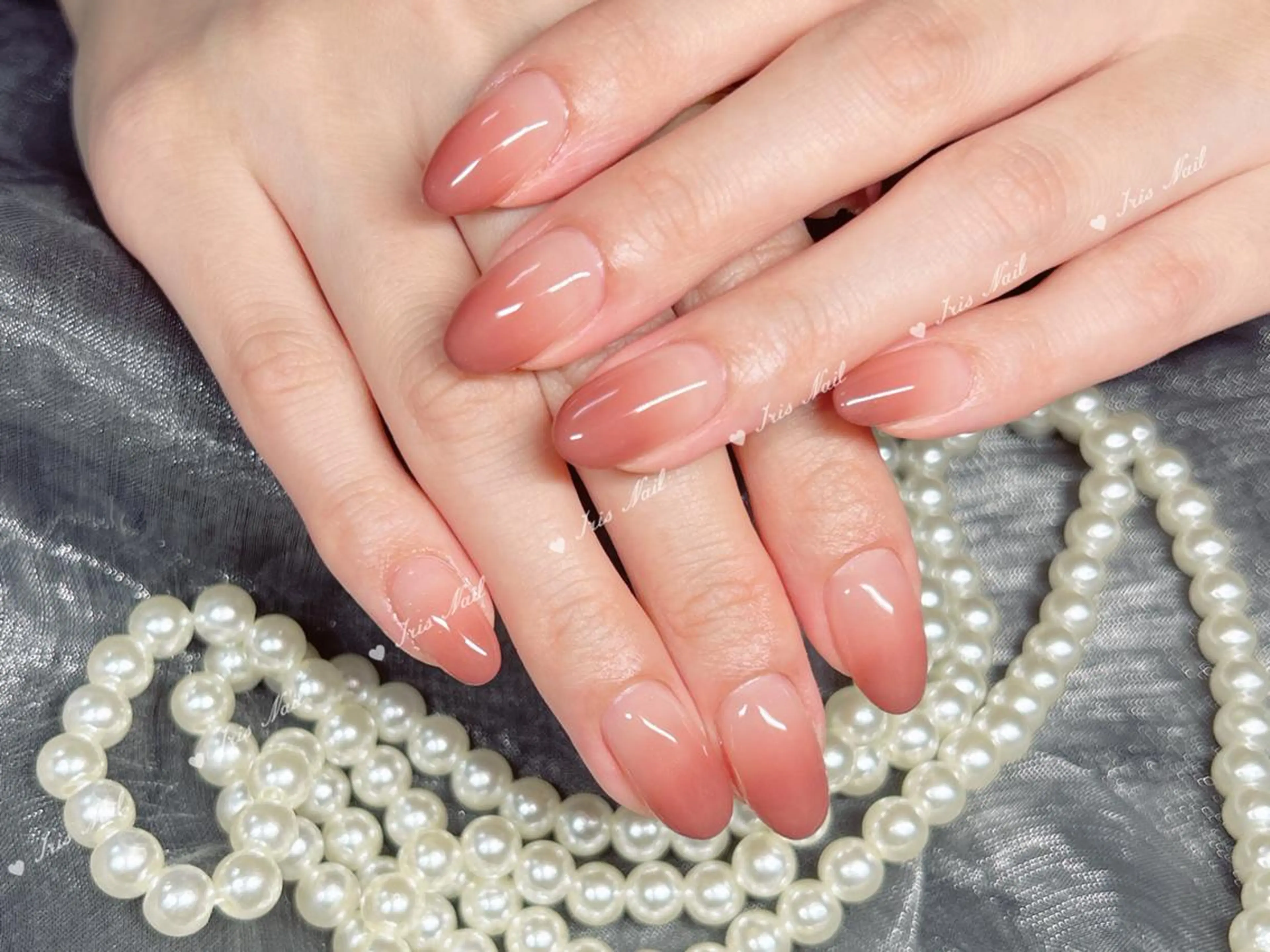 ネイル グラデーション ハンドネイル ハンドケア IRIS NAIL大塚のネイルデザイン