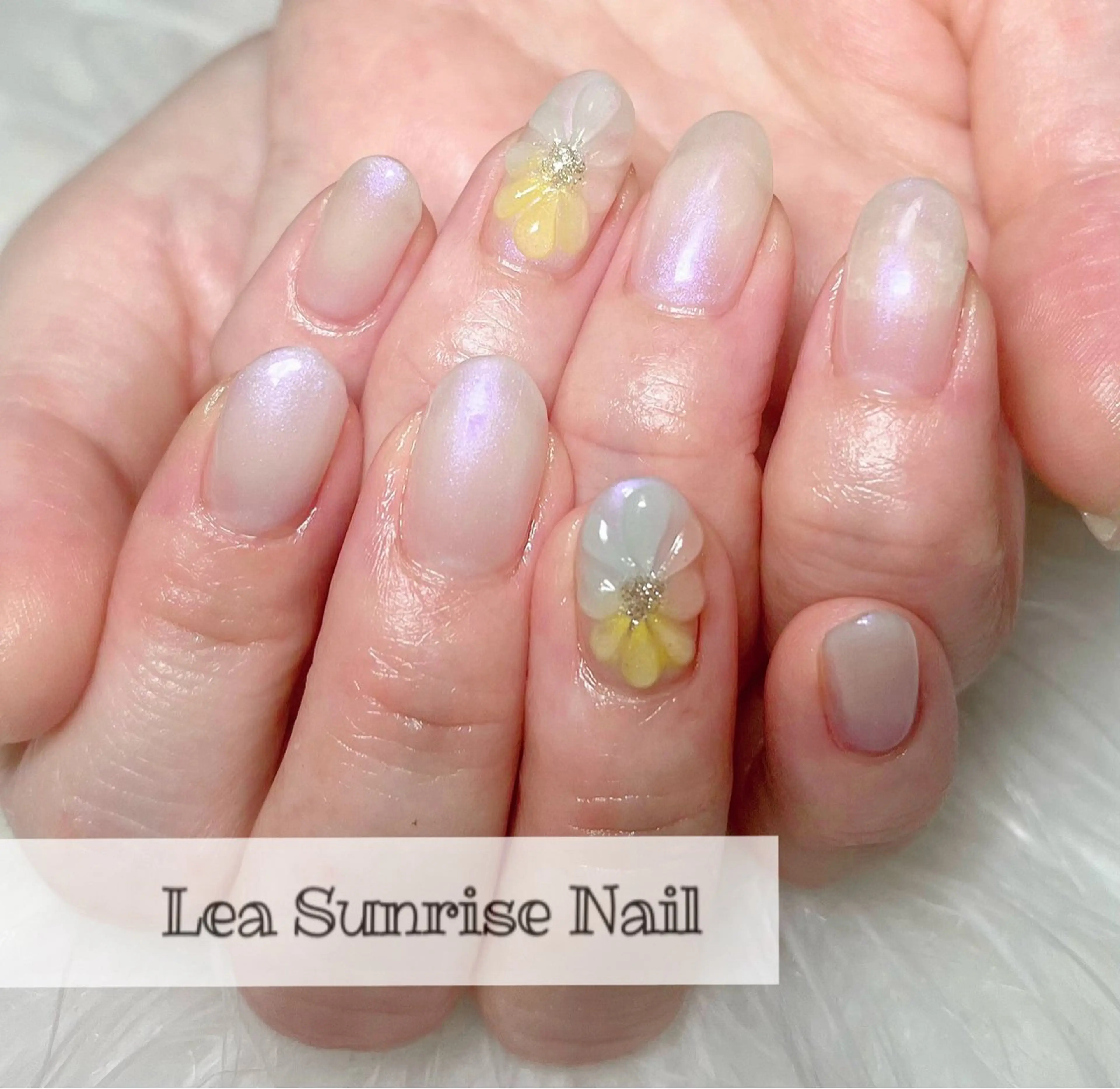 ネイル アートネイル フラワーネイル ぷっくりネイル LeaSunrise Nailのネイルデザイン