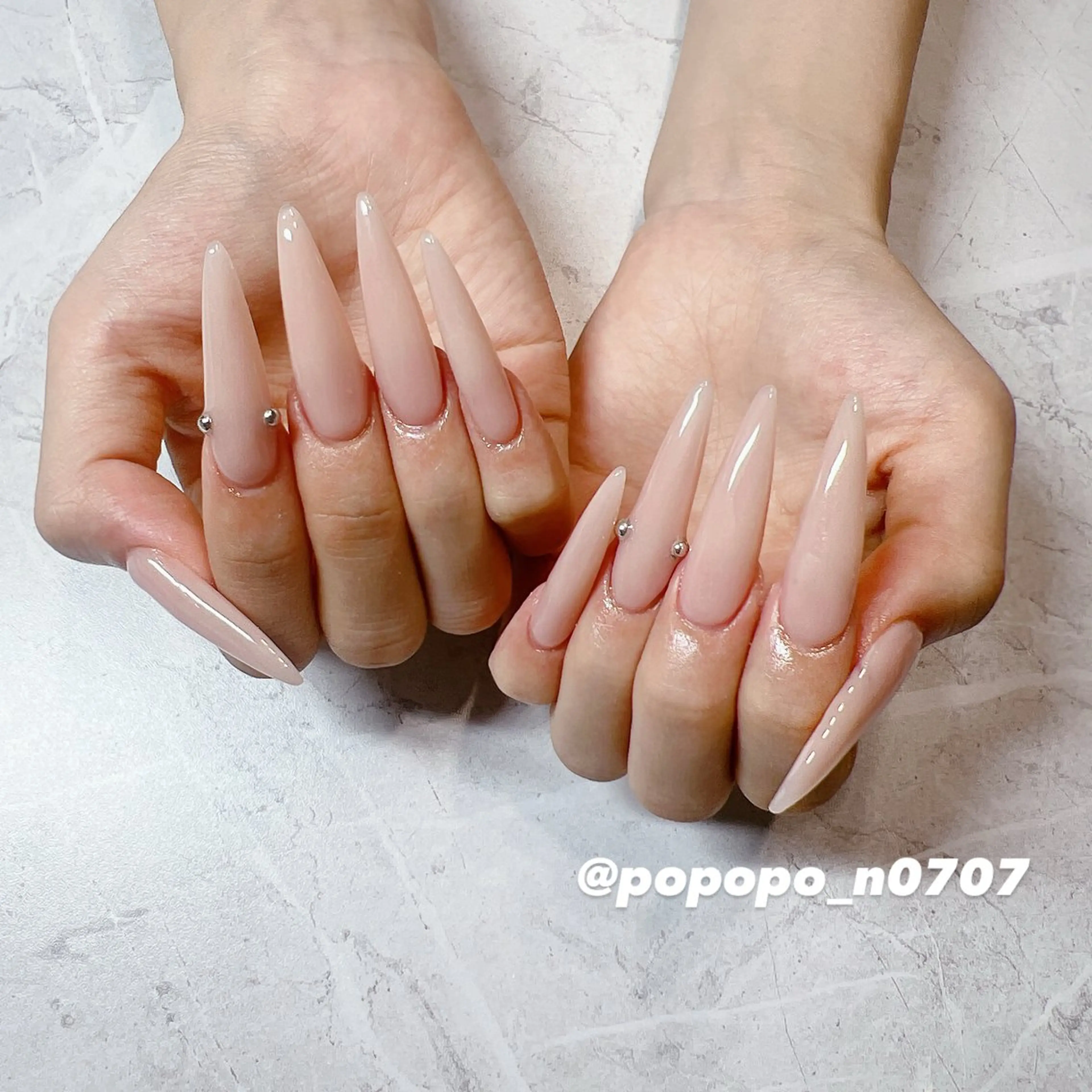 【オフなし】アクリルスカルプワンカラー＋ストーン10粒までの写真