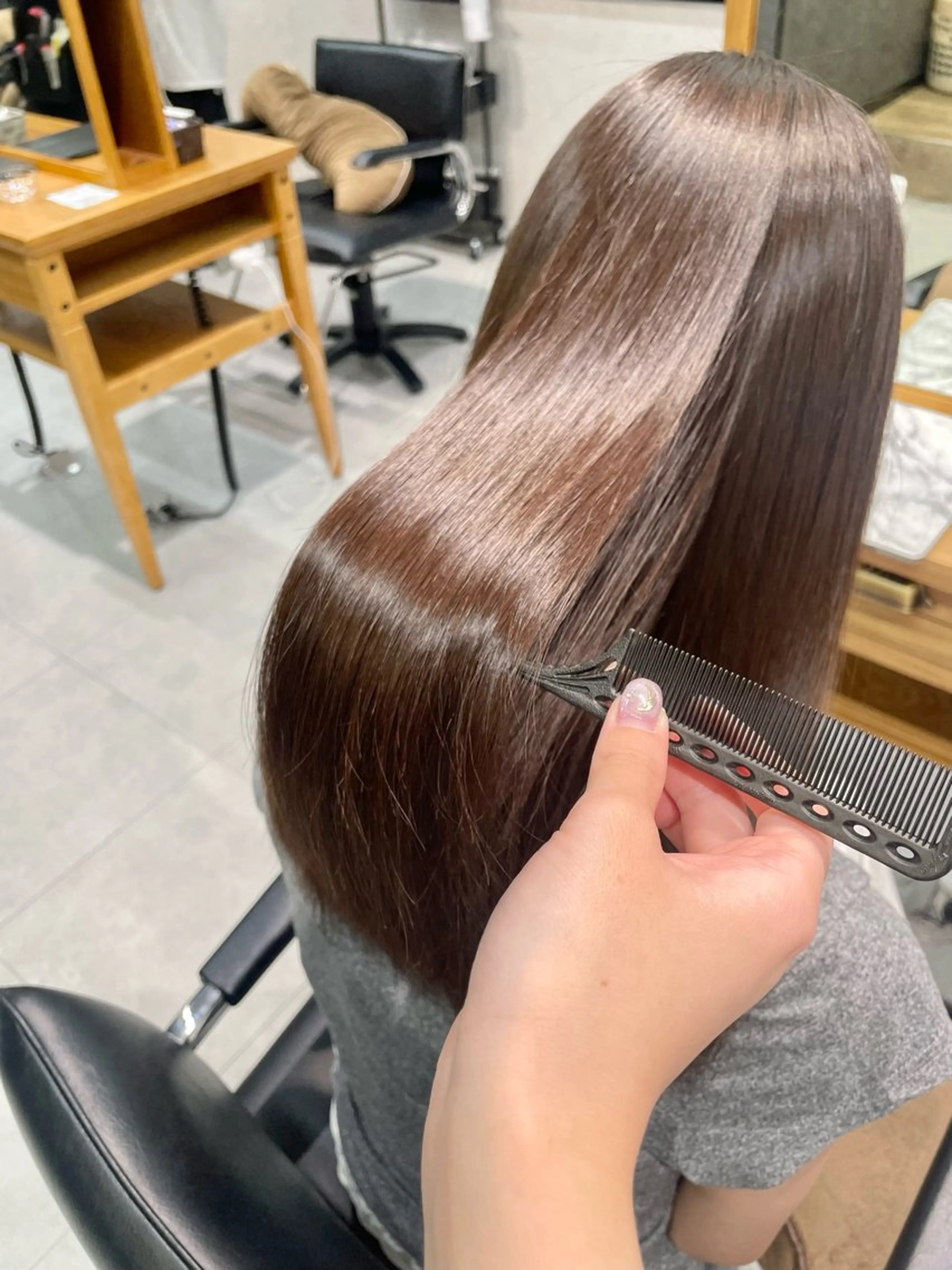 セミロング 縮毛矯正 カット 縮毛矯正 トリートメント ✨横須賀髪質改善✨️ 加藤 百音のヘアスタイル